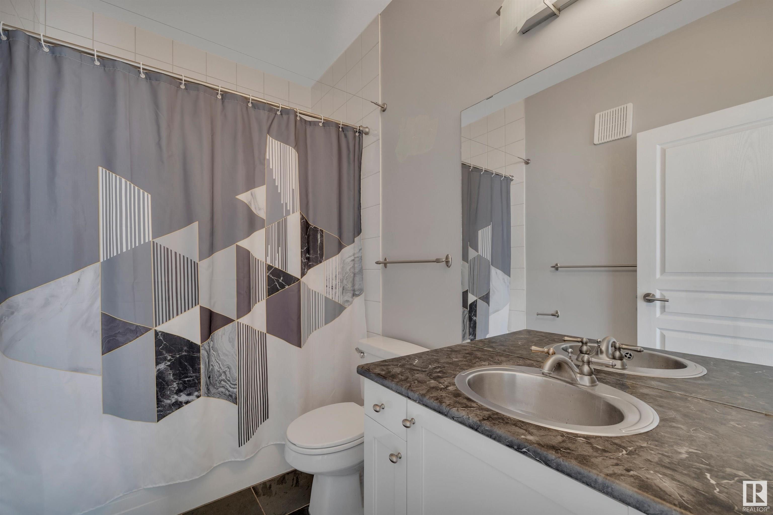 Photo 17 at 413 - 10033 110 Street Nw, Wîhkwêntôwin, Edmonton
