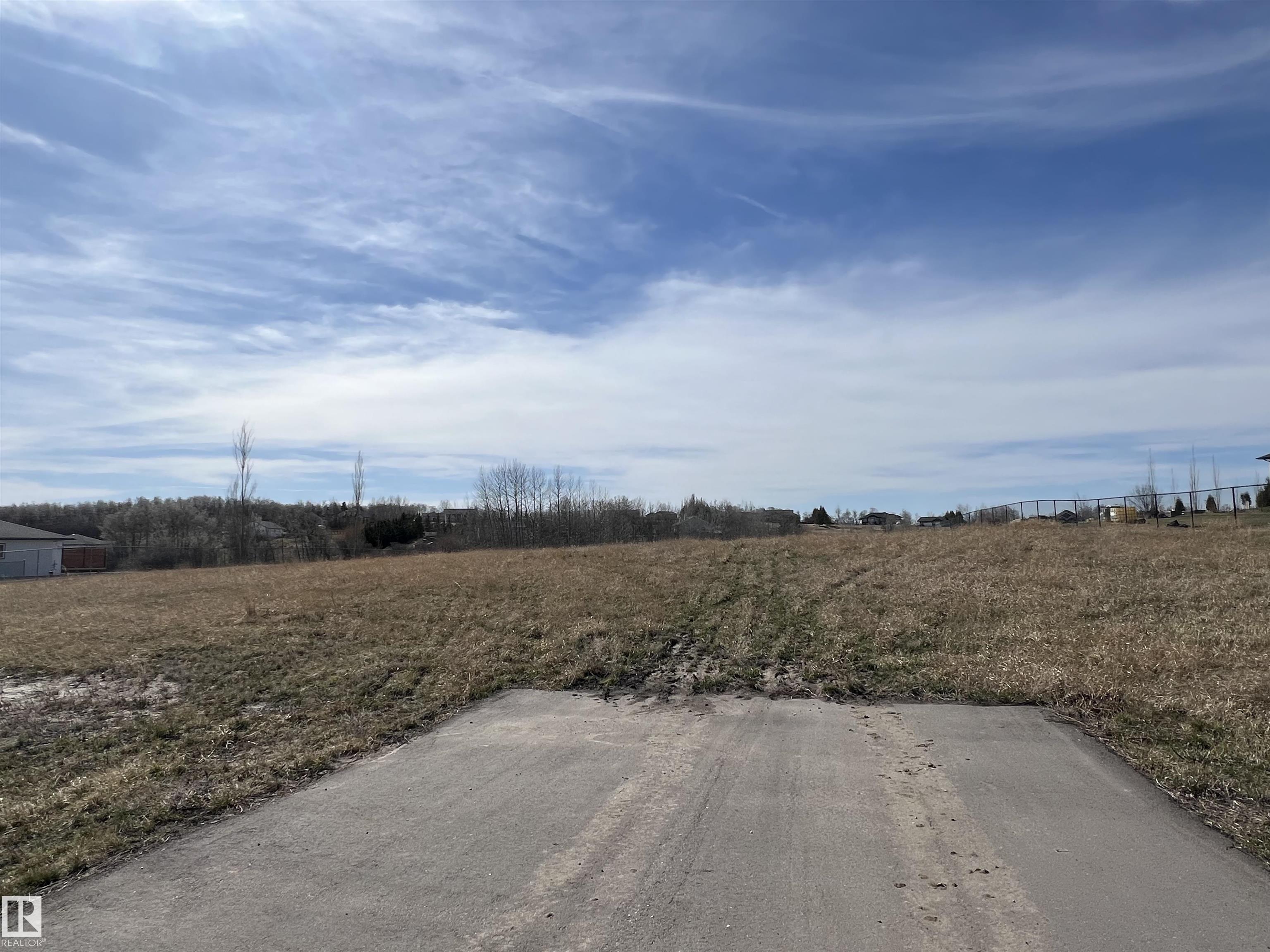 Photo 2 at 74 - 57126 Rge Road 233, Hillsborough, Rural Sturgeon County