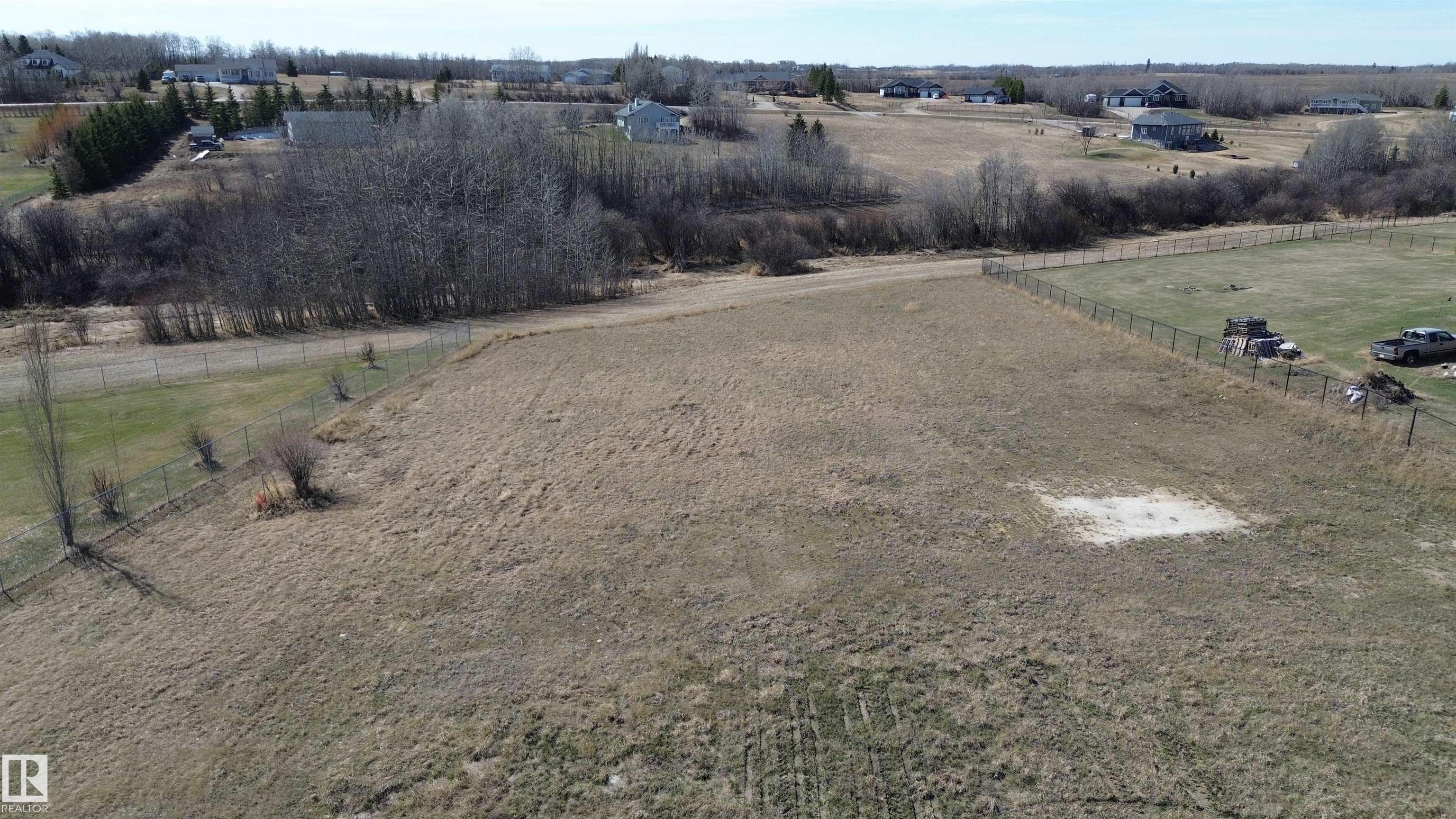 Photo 3 at 74 - 57126 Rge Road 233, Hillsborough, Rural Sturgeon County