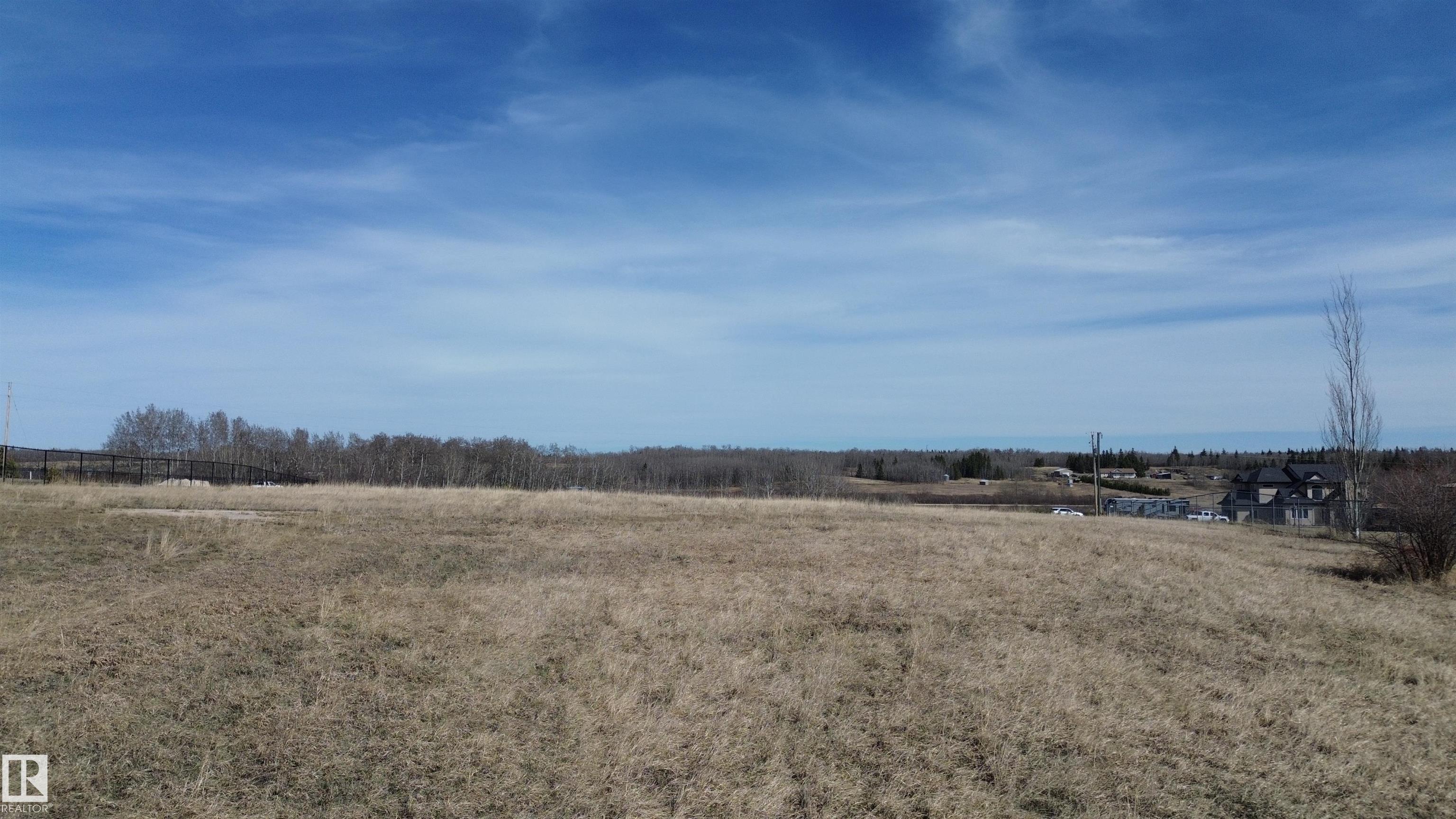 Photo 4 at 74 - 57126 Rge Road 233, Hillsborough, Rural Sturgeon County