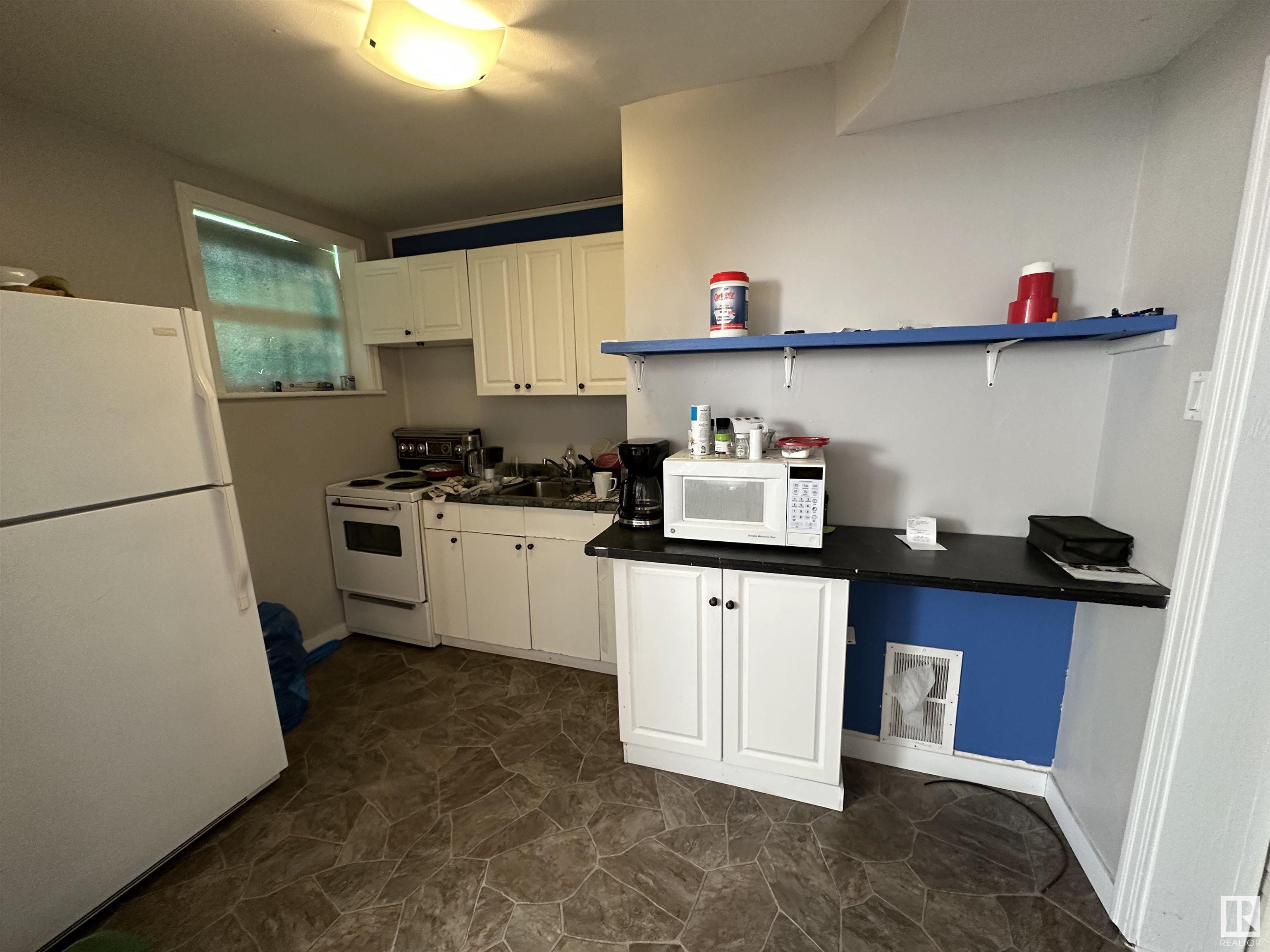 Photo 27 at 9546 108a Avenue Nw, Mccauley, Edmonton