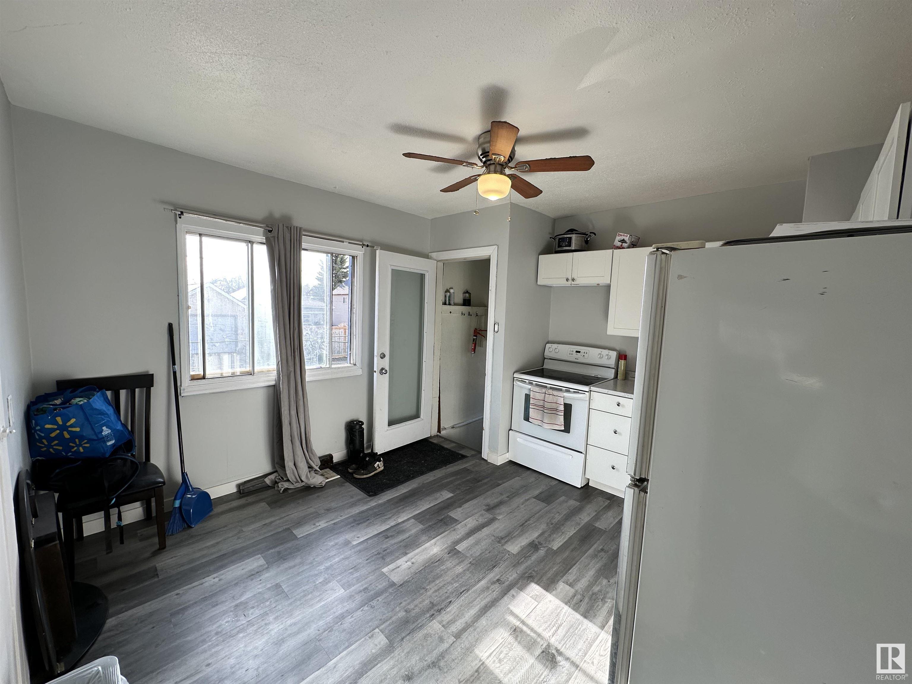 Photo 10 at 9546 108a Avenue Nw, Mccauley, Edmonton