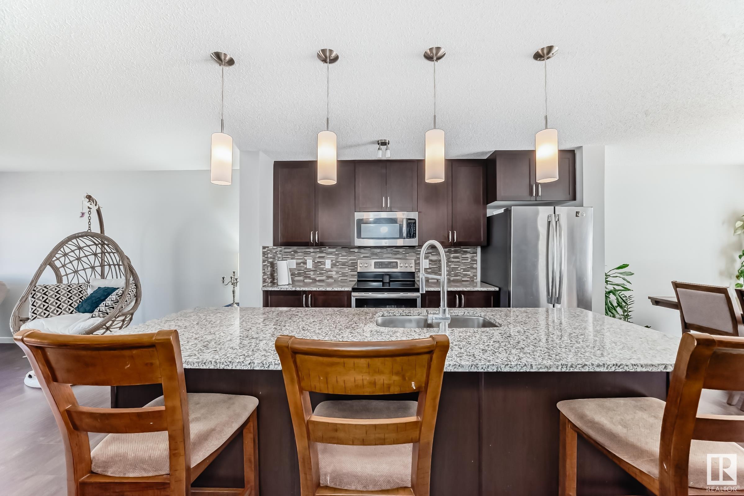 Photo 10 at 2598 Coughlan Road SW, Chappelle Area, Edmonton