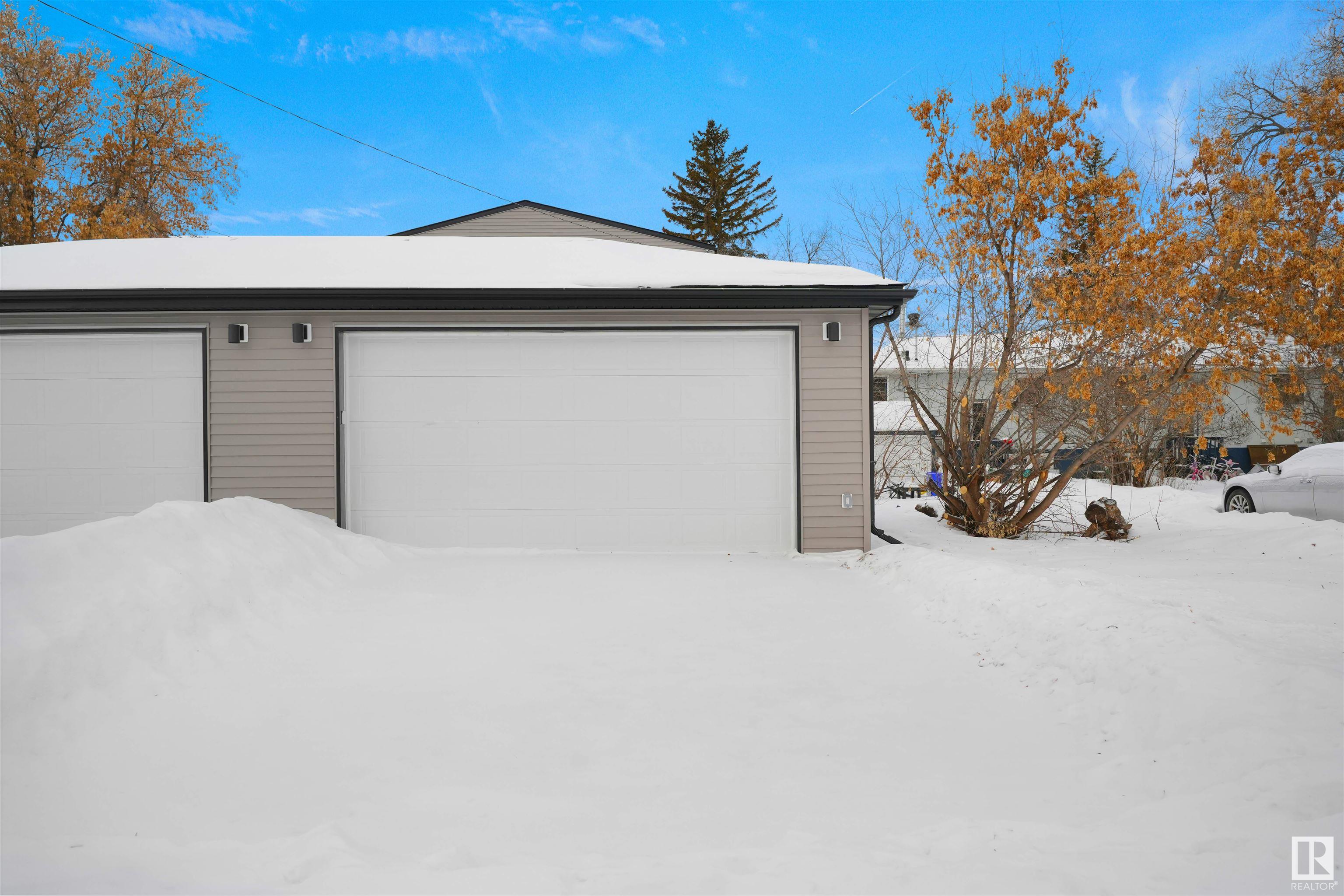 http://cdnparap120.paragonrels.com/ParagonImages/Property/p12/RAE/225345387/53/0/0/fbb230c0b1b59cb90f7a586e3b6f25a6/1/4bf4060efd743dc81b8ef1a38286c40c/225345387-9165074E-1ACB-482F-A7A6-9C10A0BB4EA8.JPG