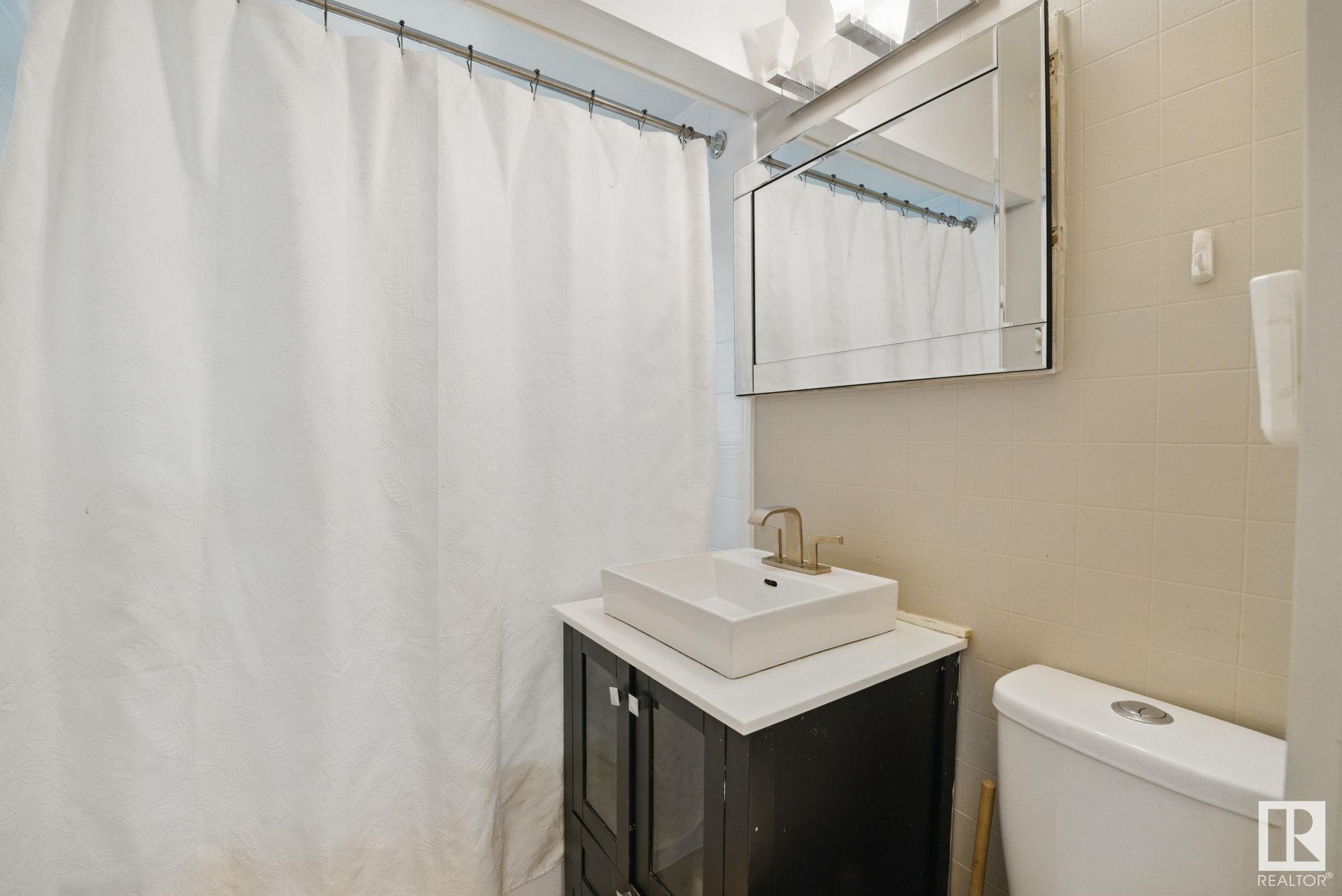 Photo 22 at 13120 123 Avenue NW, Sherbrooke, Edmonton