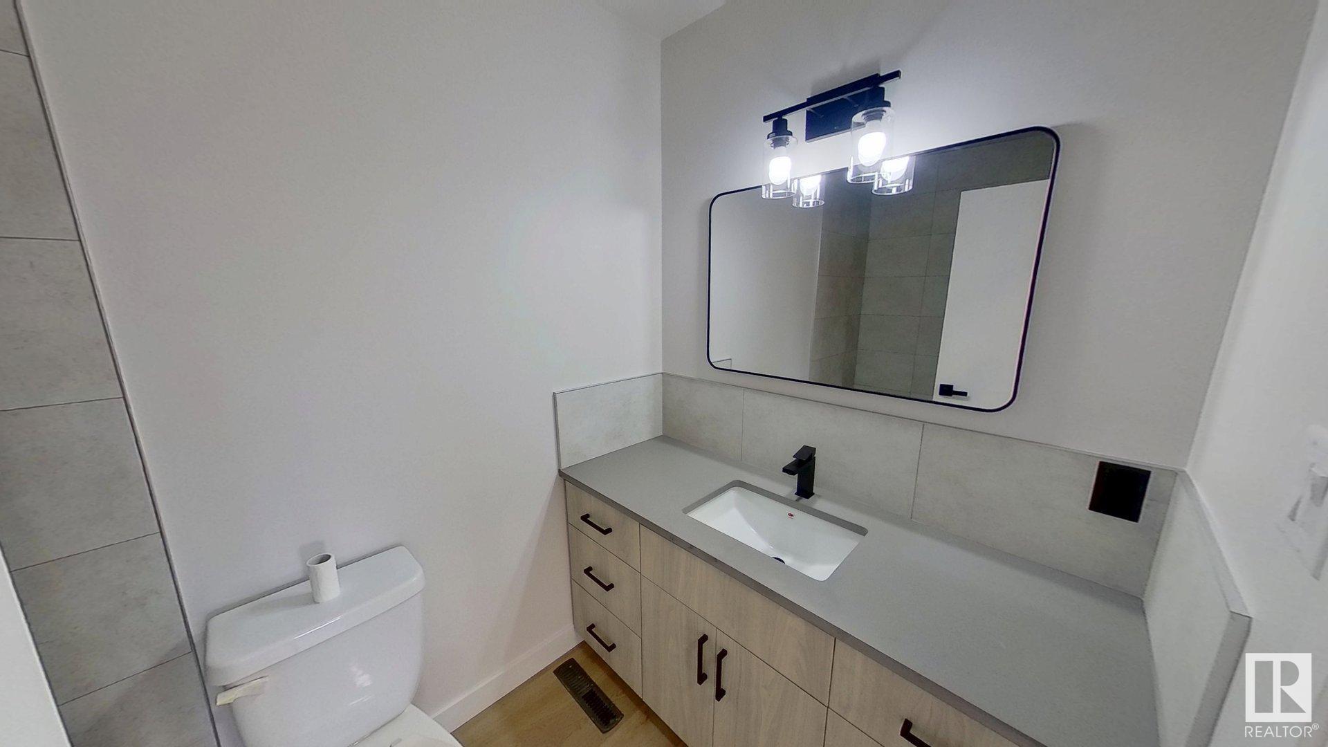 Photo 13 at 13002 69 Street Nw, Balwin, Edmonton