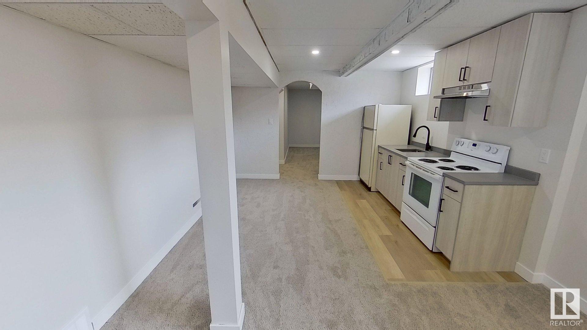 Photo 22 at 13002 69 Street Nw, Balwin, Edmonton