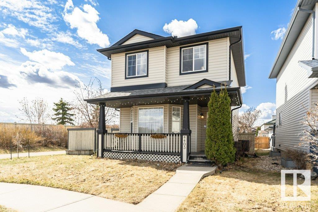Photo 2 at 4403 150 Avenue Nw, Miller, Edmonton