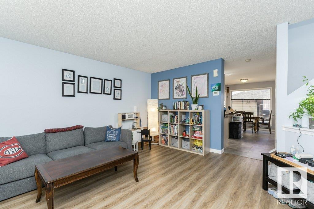 Photo 12 at 4403 150 Avenue Nw, Miller, Edmonton