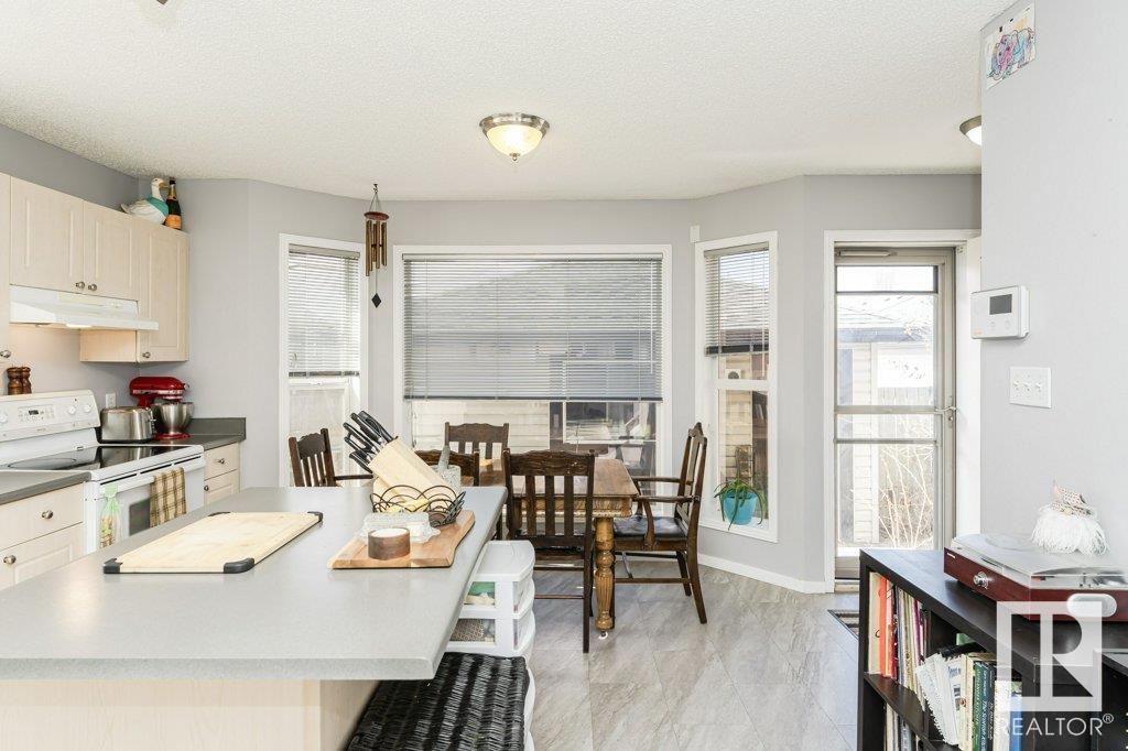 Photo 16 at 4403 150 Avenue Nw, Miller, Edmonton