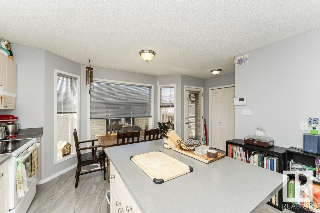 Photo 23 at 4403 150 Avenue Nw, Miller, Edmonton