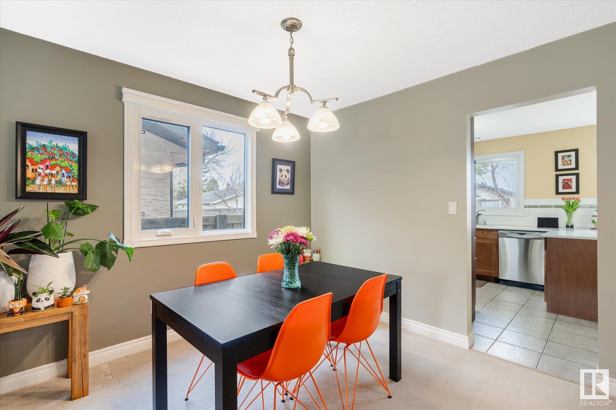 Photo 4 at 10826 32a Avenue Nw, Steinhauer, Edmonton