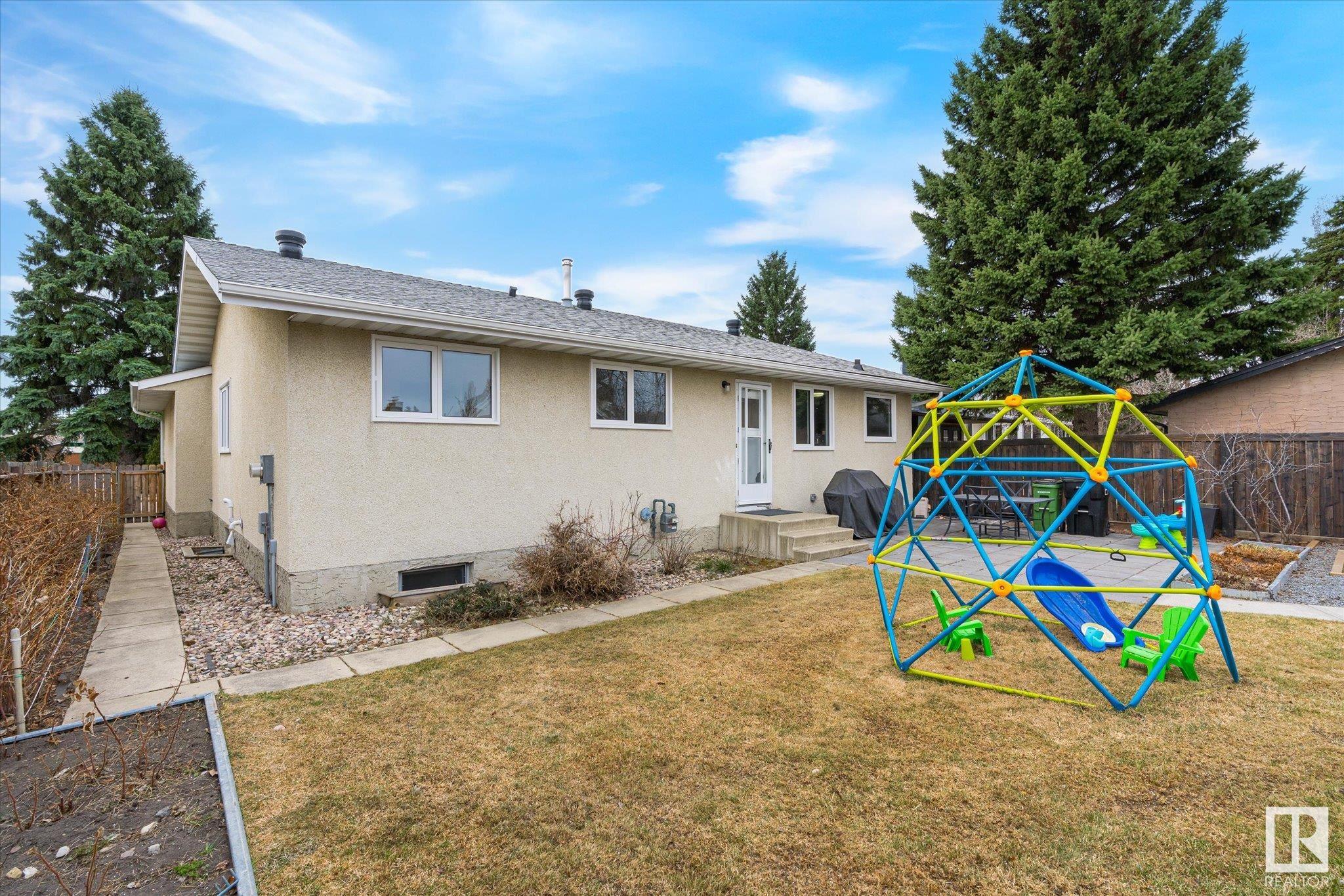 Photo 37 at 10826 32a Avenue Nw, Steinhauer, Edmonton
