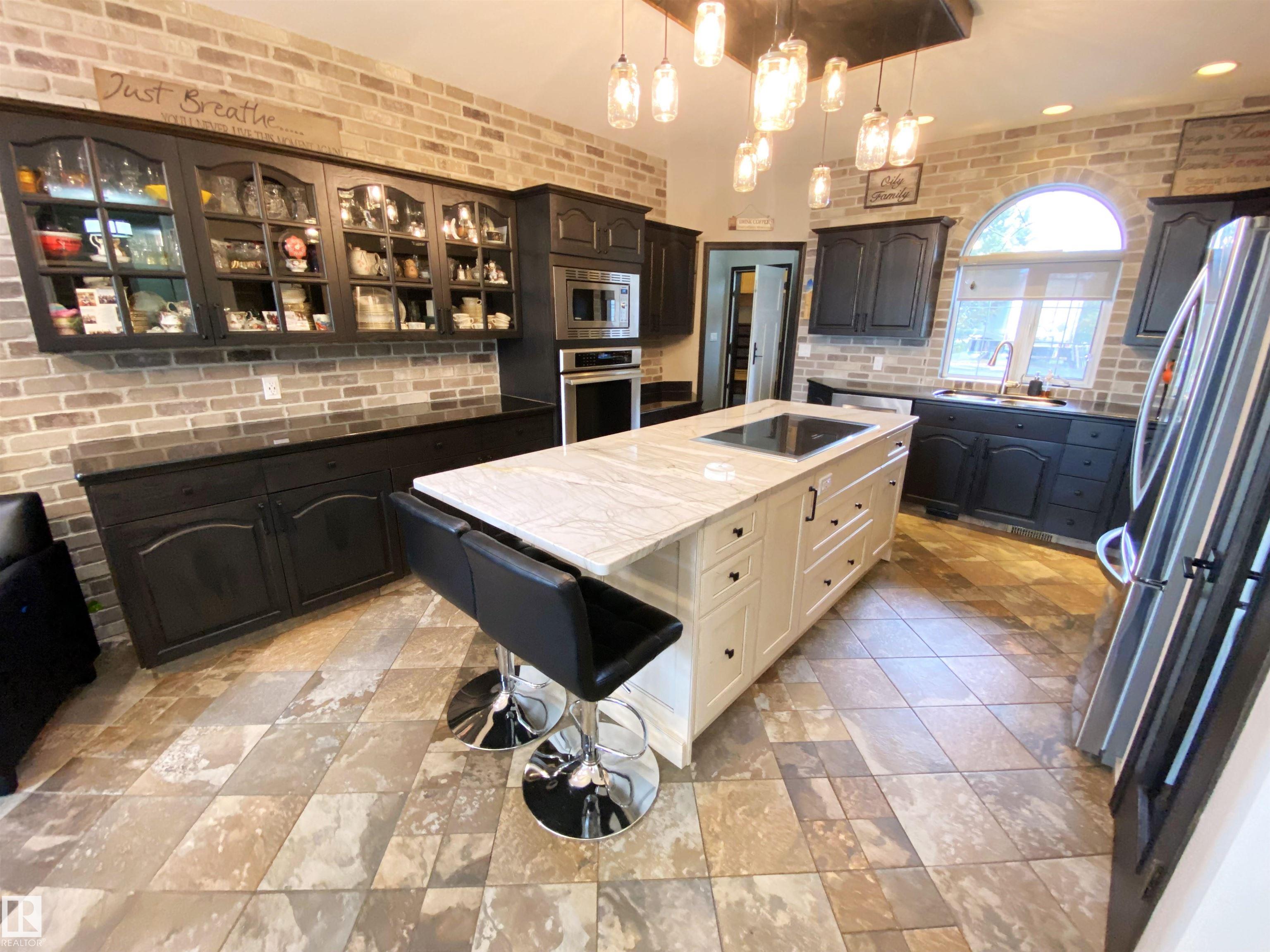 Photo 2 at 5 - 2022 Parkland Drive, Marrakesh Properties, Rural Parkland County