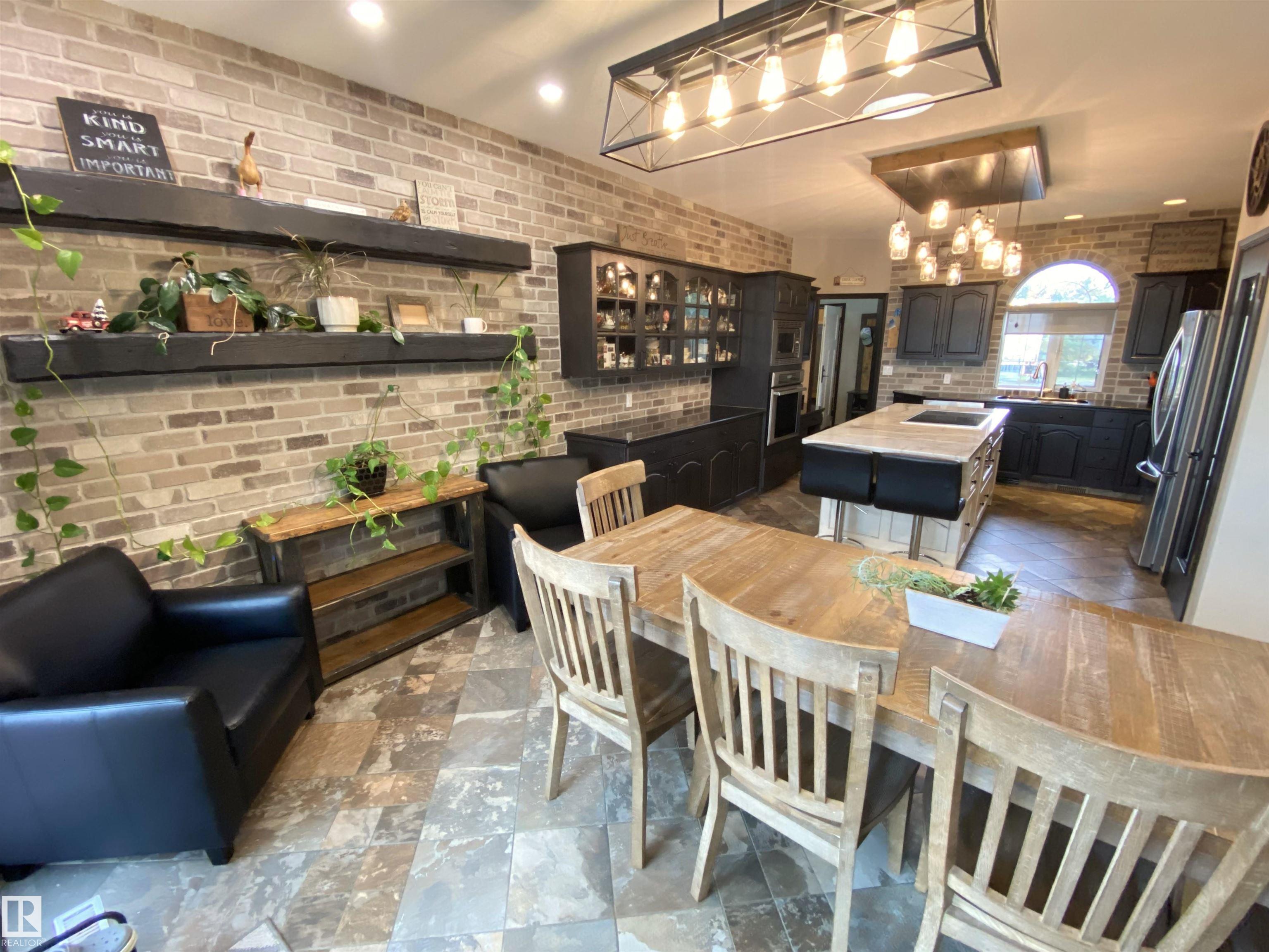 Photo 16 at 5 - 2022 Parkland Drive, Marrakesh Properties, Rural Parkland County