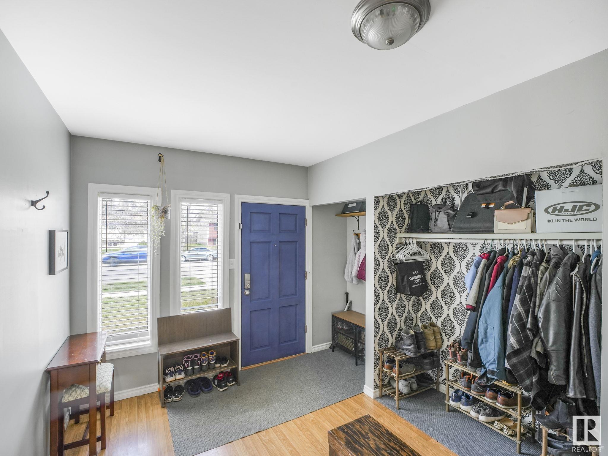 Photo 3 at 8233 94 Avenue, Pineview Fort Sask., Fort Saskatchewan
