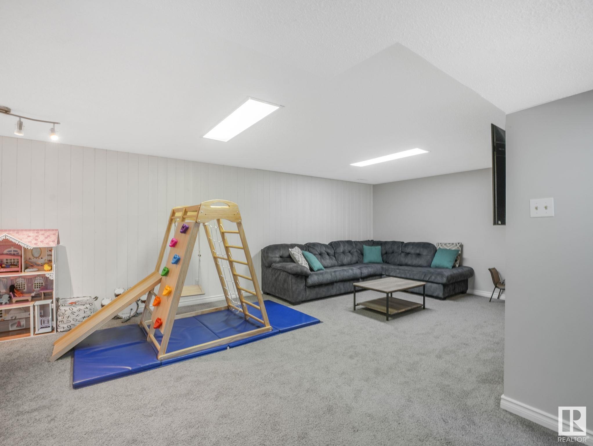 Photo 38 at 8233 94 Avenue, Pineview Fort Sask., Fort Saskatchewan