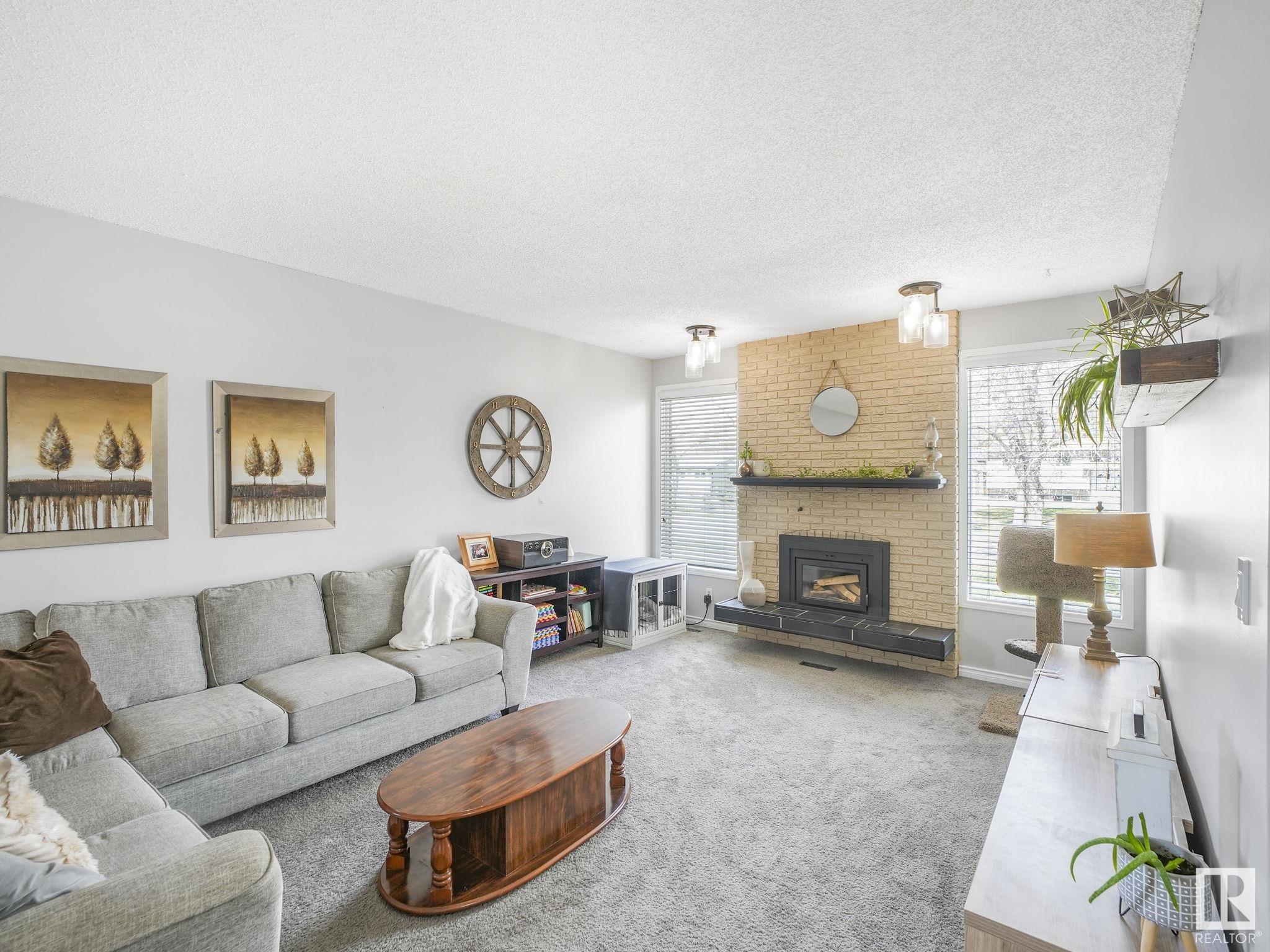 Photo 5 at 8233 94 Avenue, Pineview Fort Sask., Fort Saskatchewan