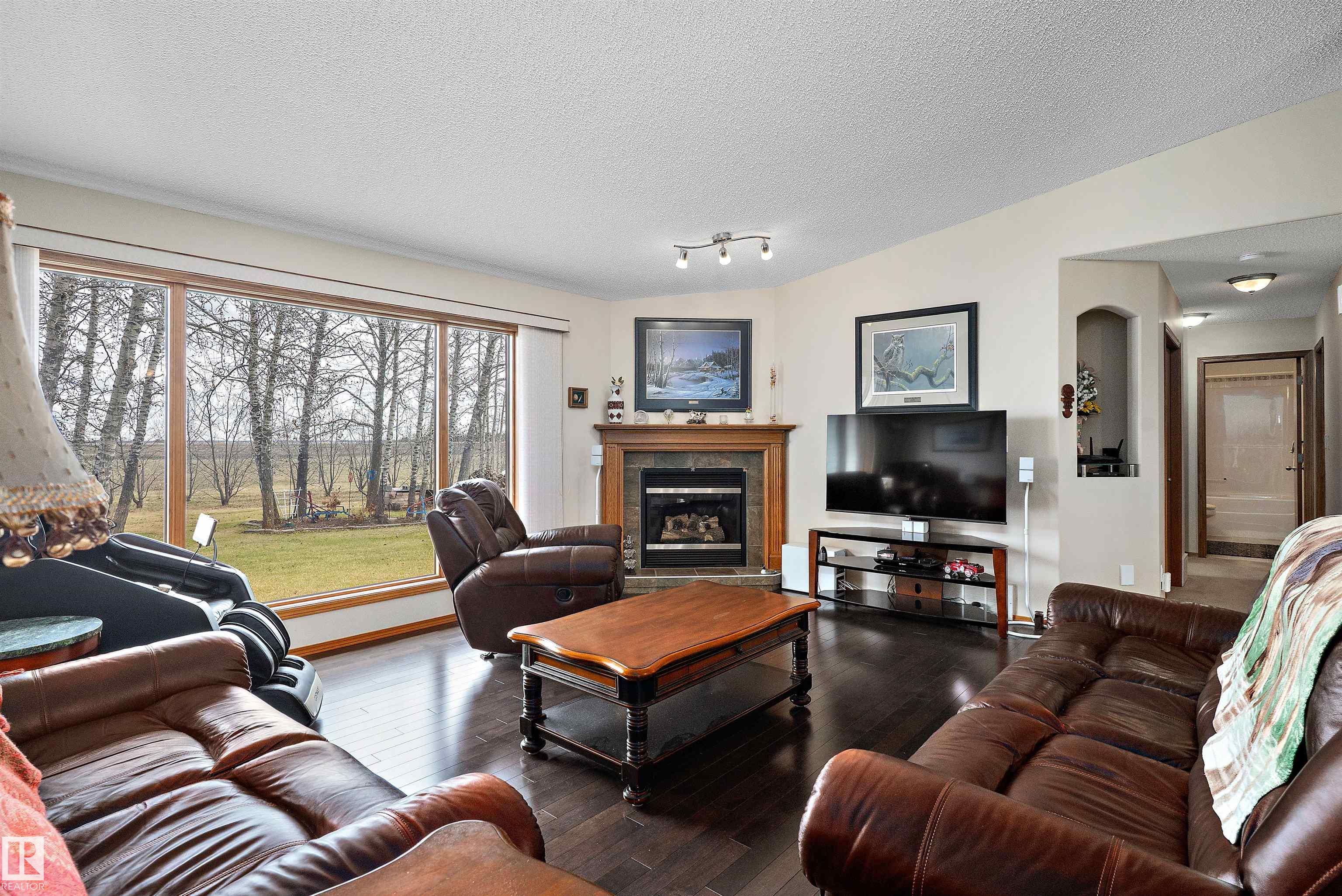 Photo 16 at 49229 Rr 263, None, Rural Leduc County