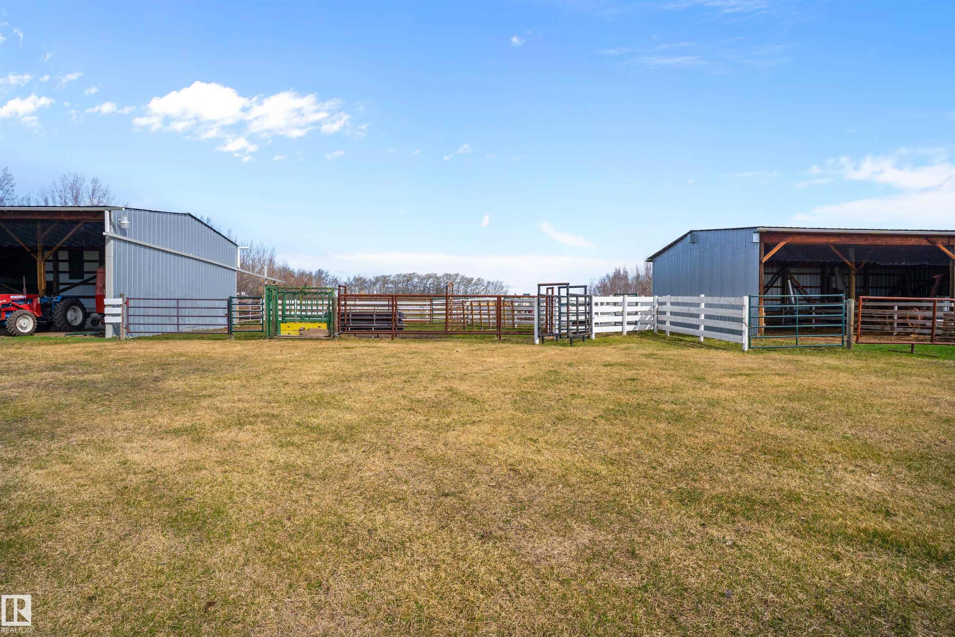 Photo 6 at 49229 Rr 263, None, Rural Leduc County