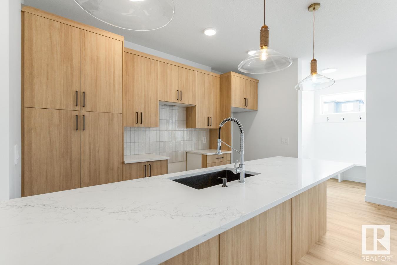 Photo 13 at 625 Cambrian Boulevard, Cambrian, Sherwood Park