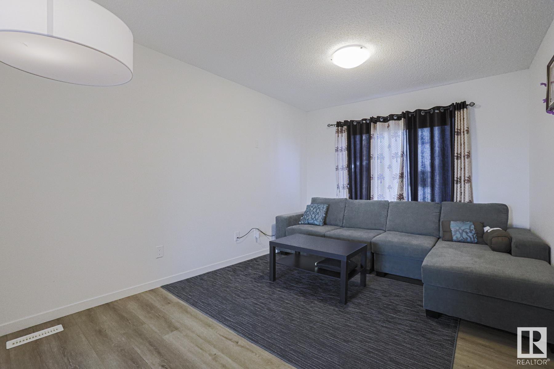 Photo 4 at 41 - 850 Secord Boulevard Nw, Secord, Edmonton