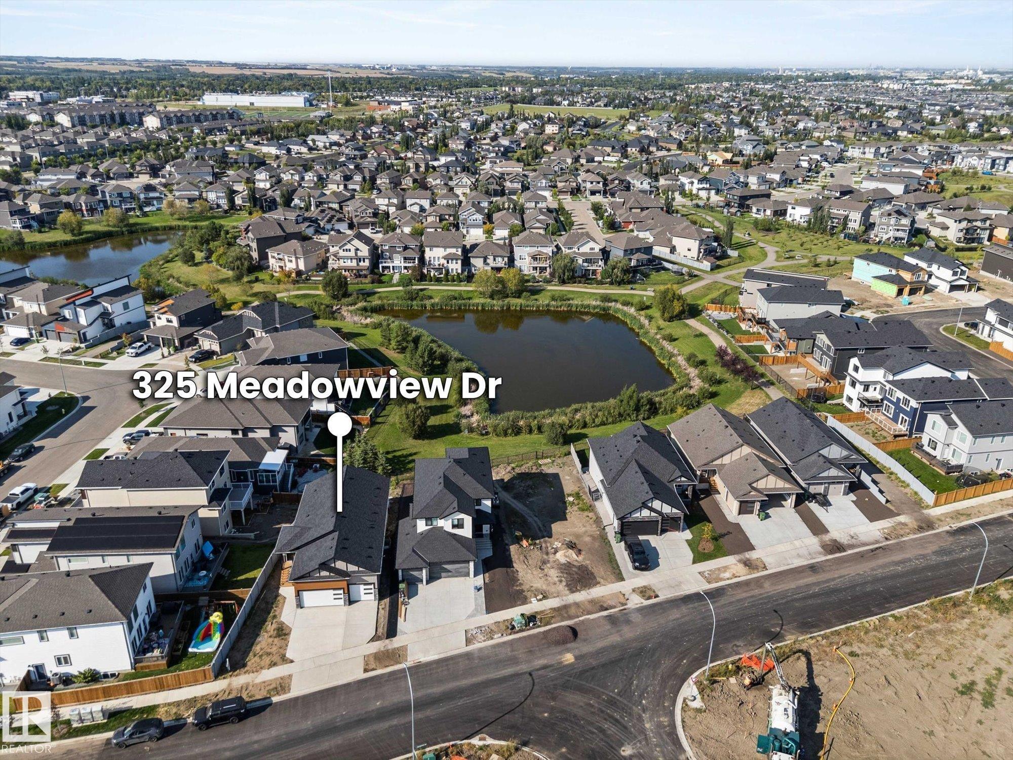 Photo 2 at 325 Meadowview Drive, South Fort, Fort Saskatchewan