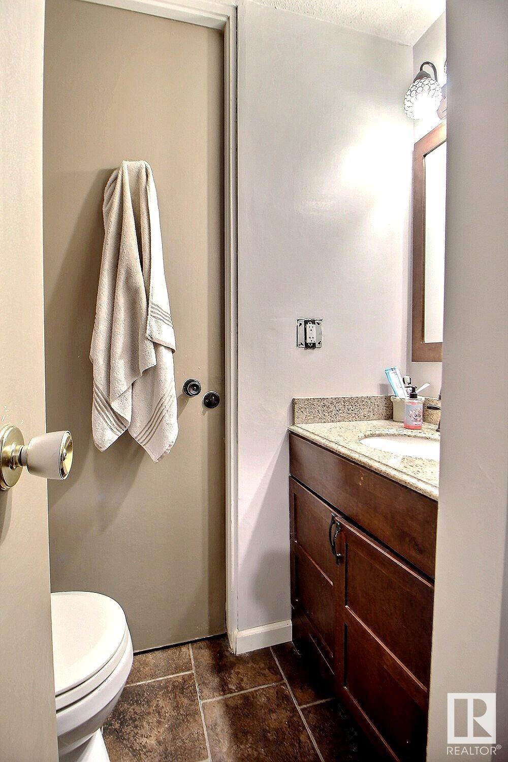 Photo 9 at 86 Circlewood Drive, Maplewood, Sherwood Park
