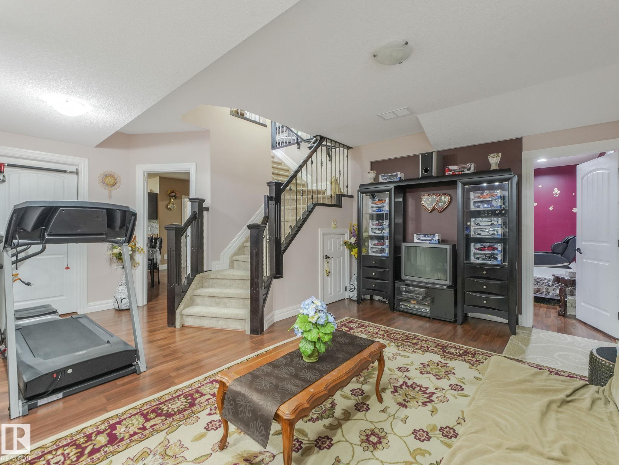 Photo 52 at 852 Wildwood Crescent NW, Wild Rose, Edmonton