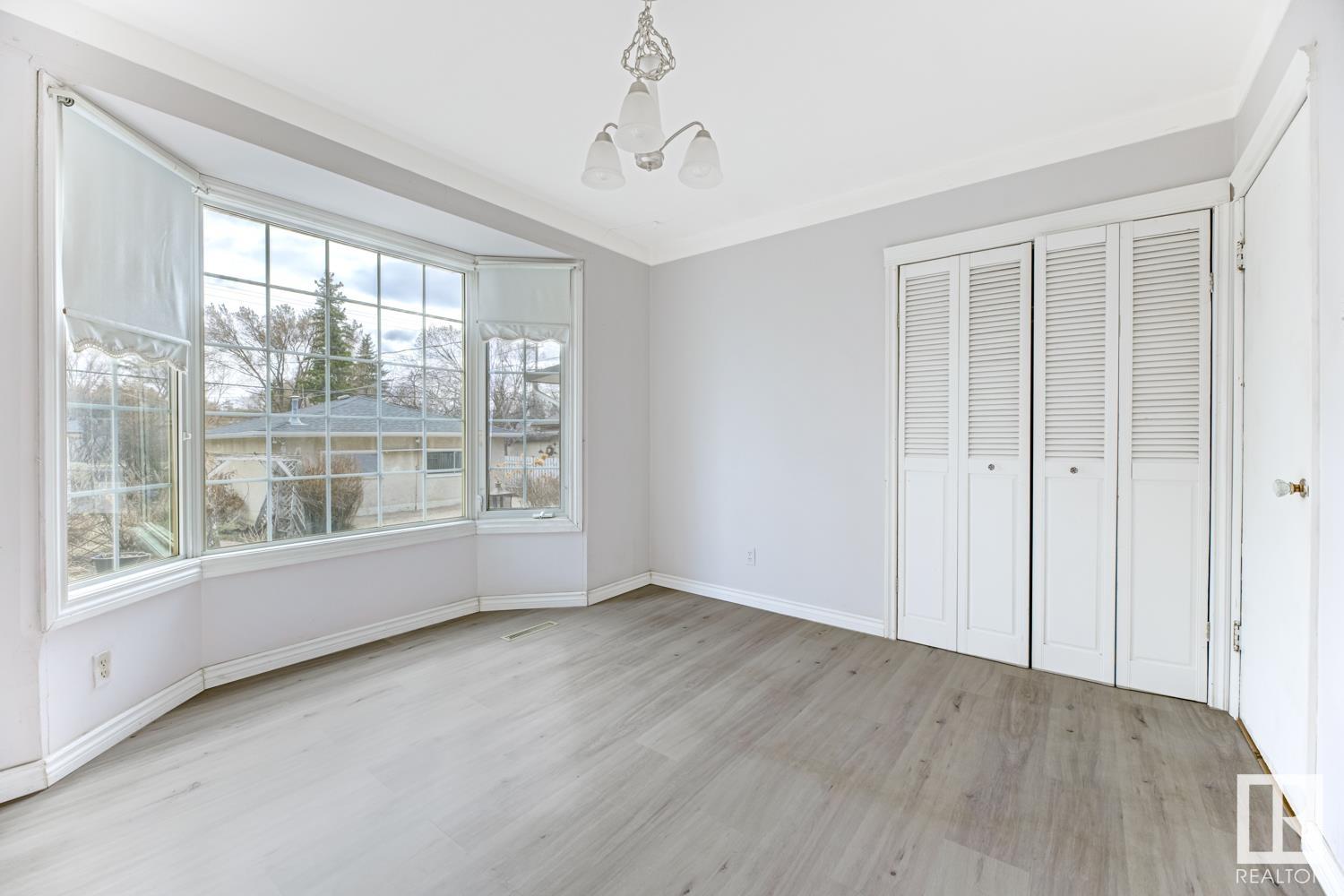 Photo 32 at 7621 91 Avenue Nw, Holyrood, Edmonton