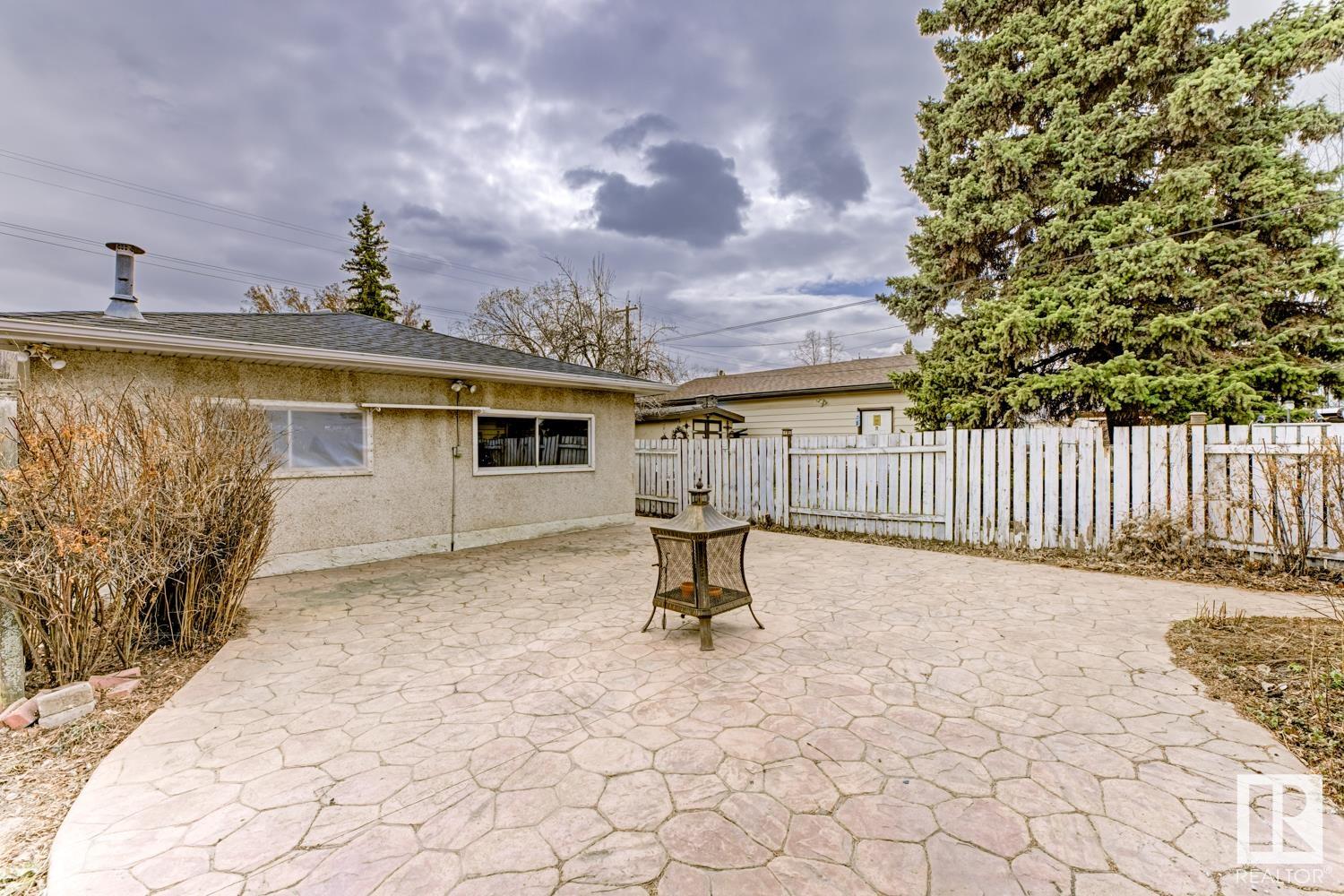 Photo 51 at 7621 91 Avenue Nw, Holyrood, Edmonton