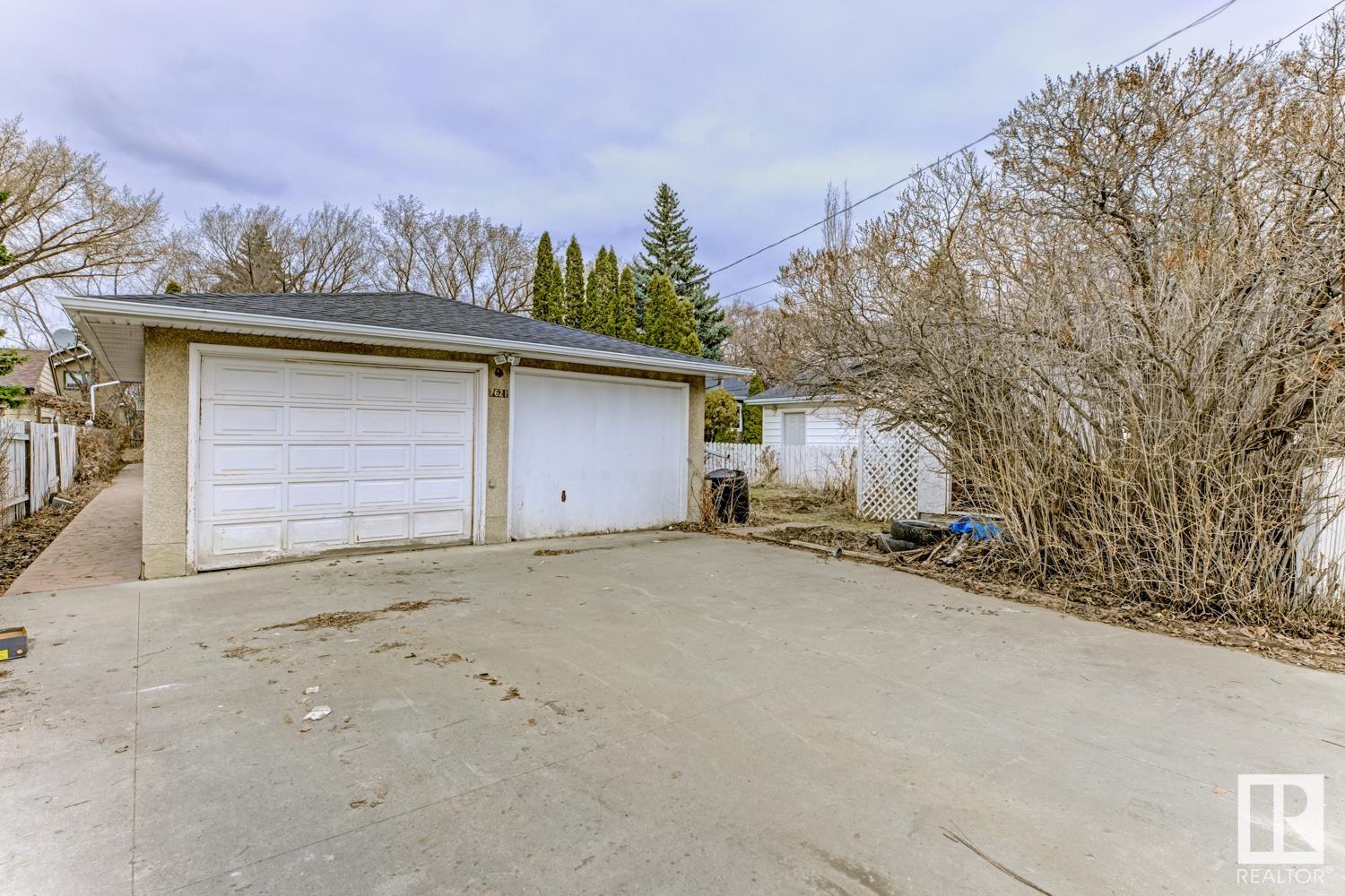 Photo 52 at 7621 91 Avenue Nw, Holyrood, Edmonton