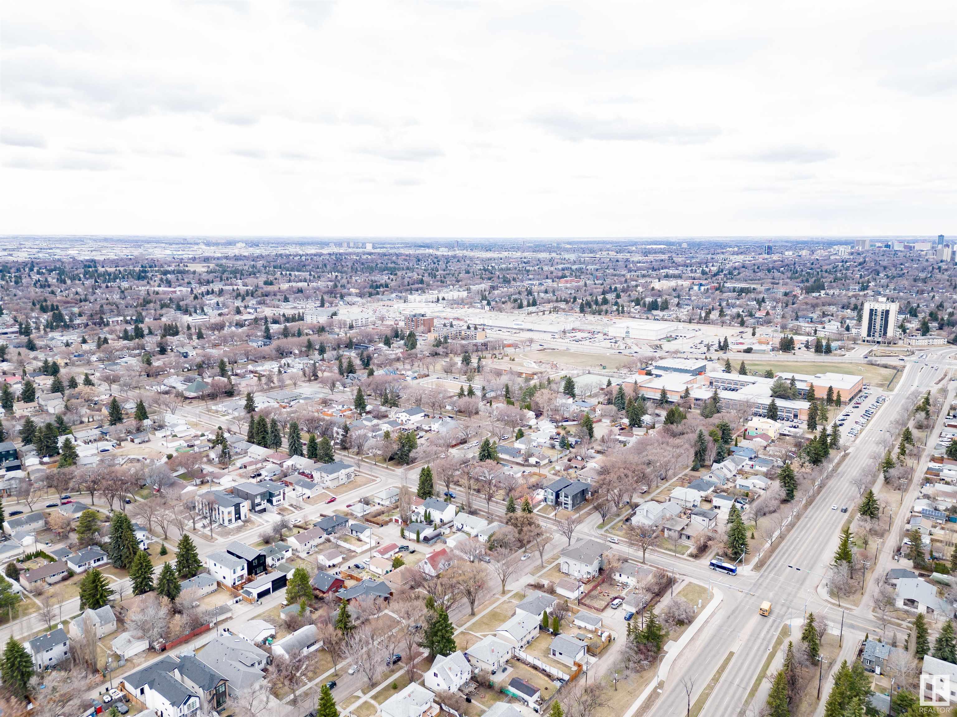 Photo 63 at 7621 91 Avenue Nw, Holyrood, Edmonton