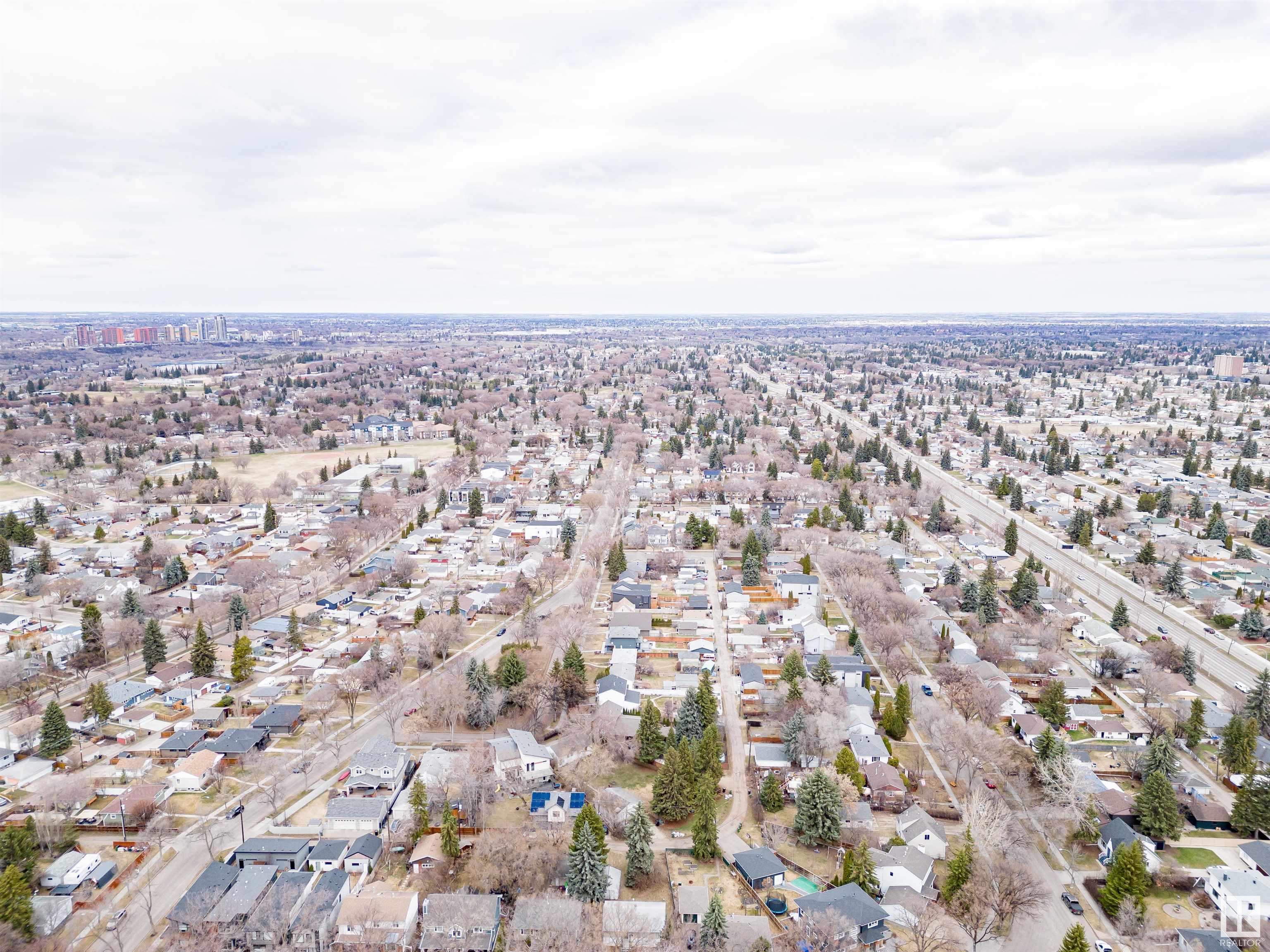 Photo 65 at 7621 91 Avenue Nw, Holyrood, Edmonton