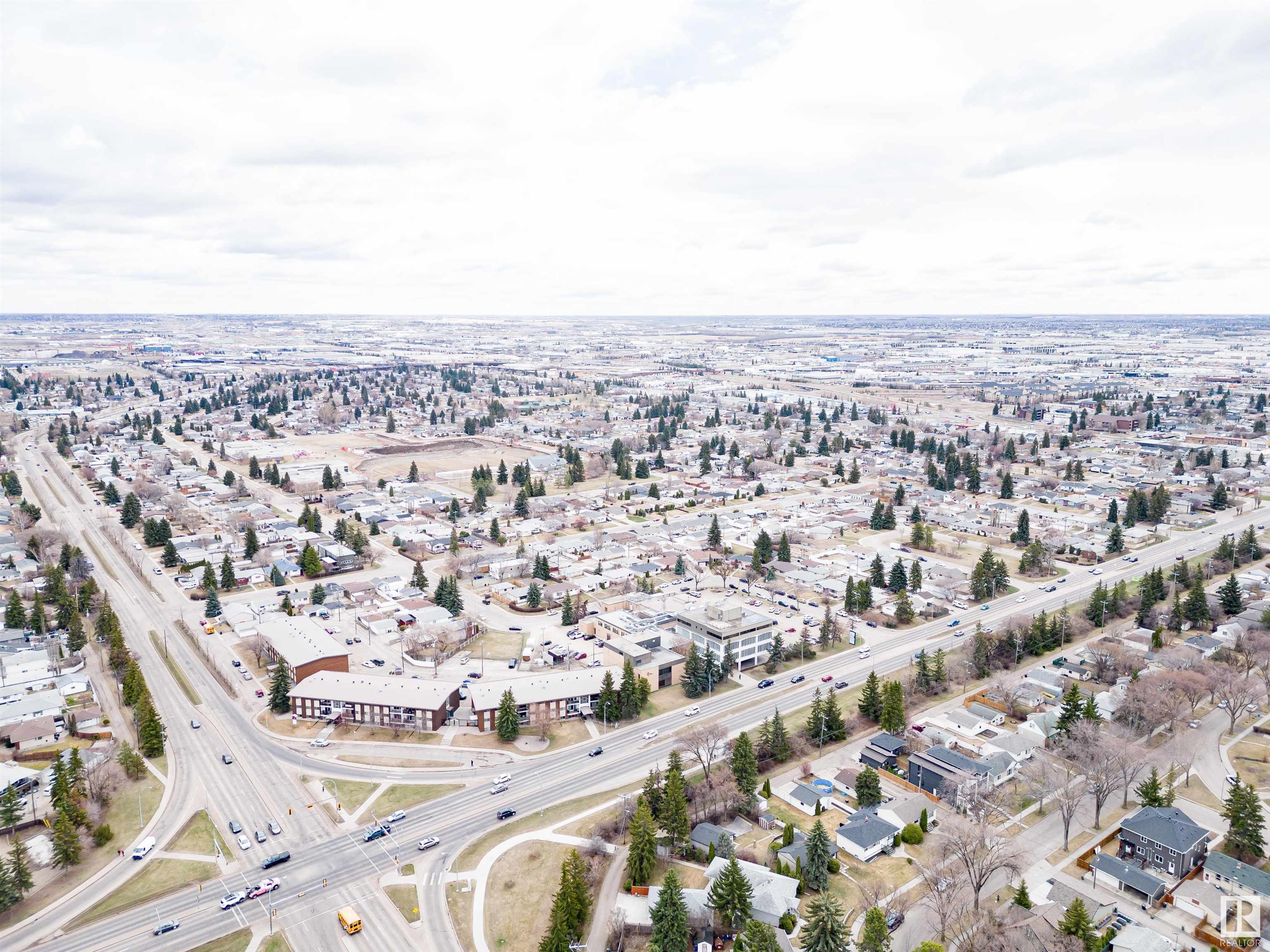 Photo 67 at 7621 91 Avenue Nw, Holyrood, Edmonton