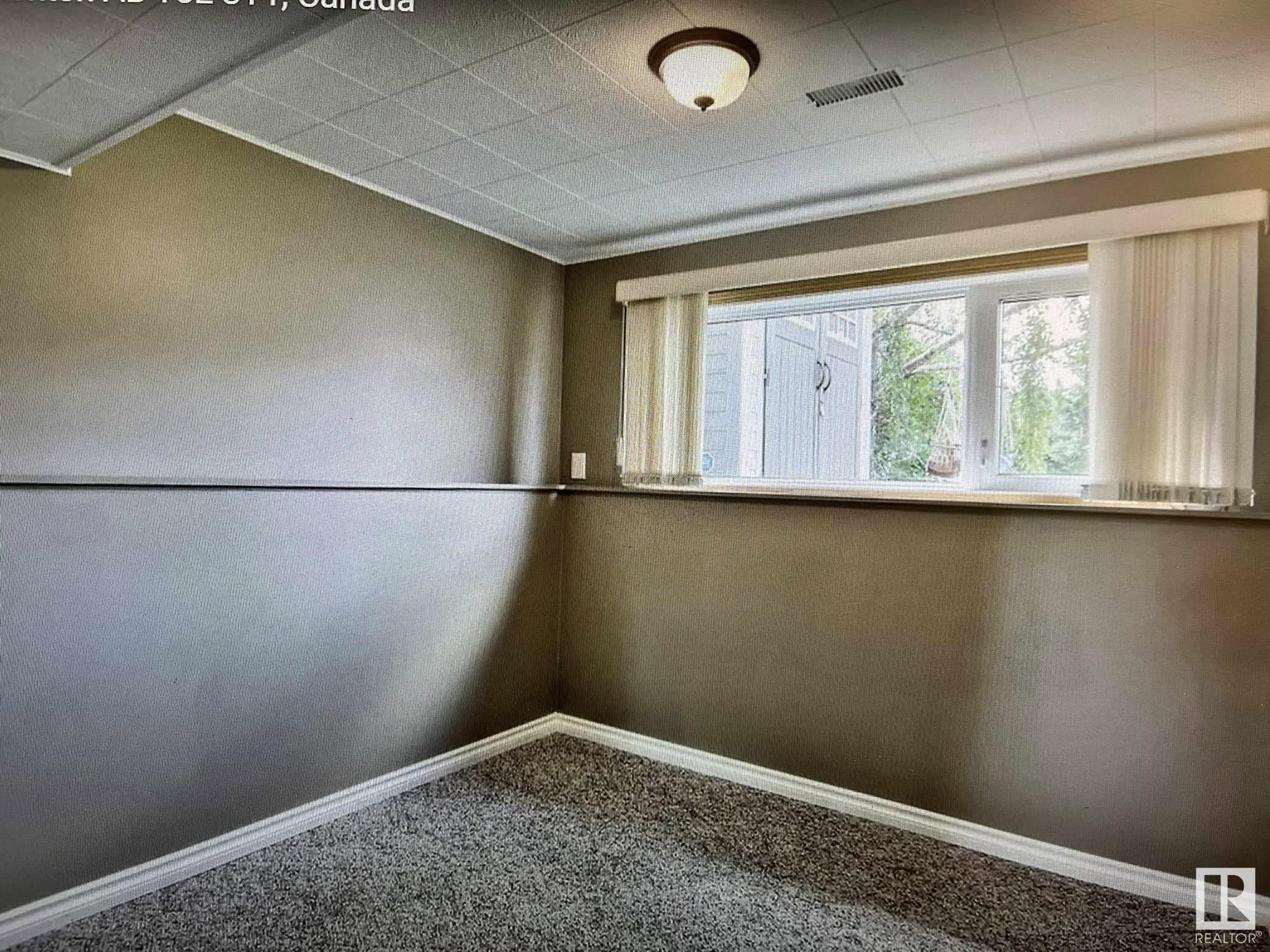 Photo 17 at 12904 95 Street Nw, Killarney, Edmonton