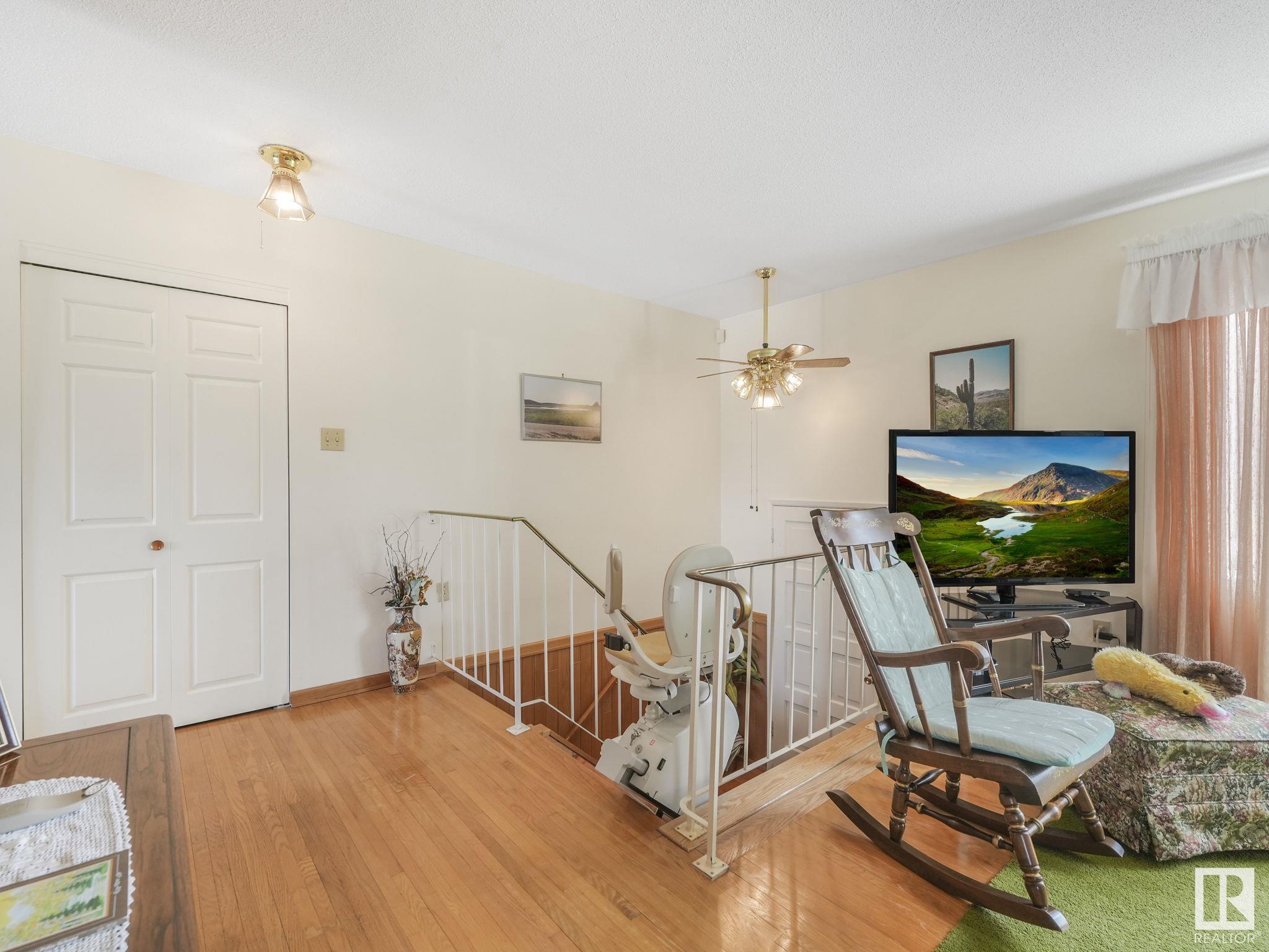 Photo 3 at 14315 80 Street Nw, Kildare, Edmonton