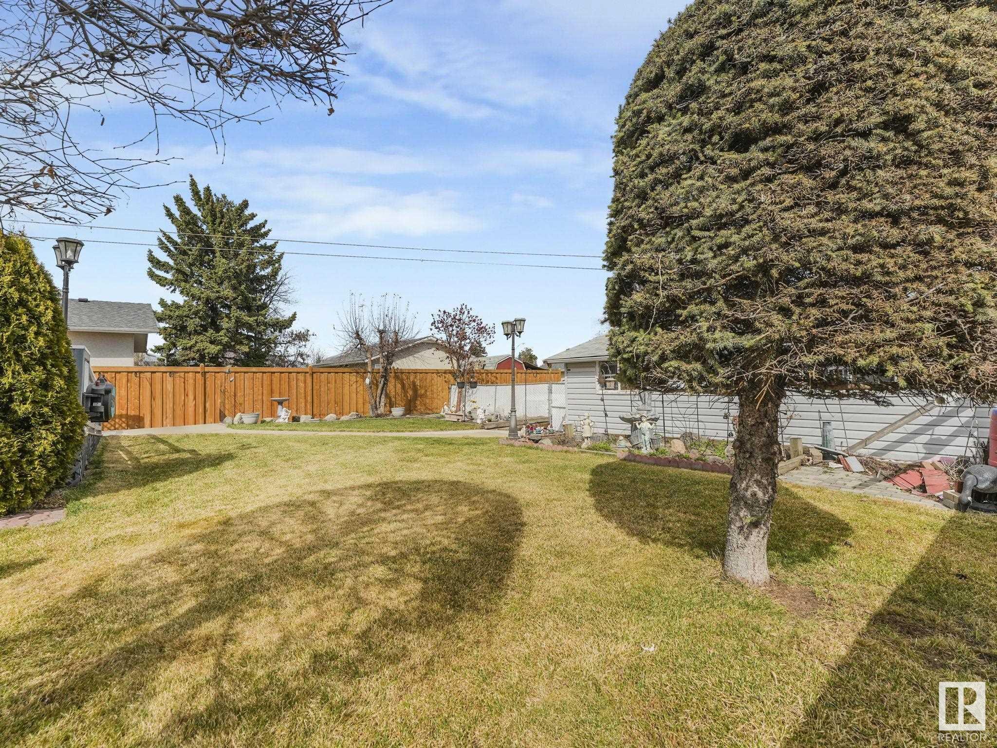 Photo 39 at 14315 80 Street Nw, Kildare, Edmonton