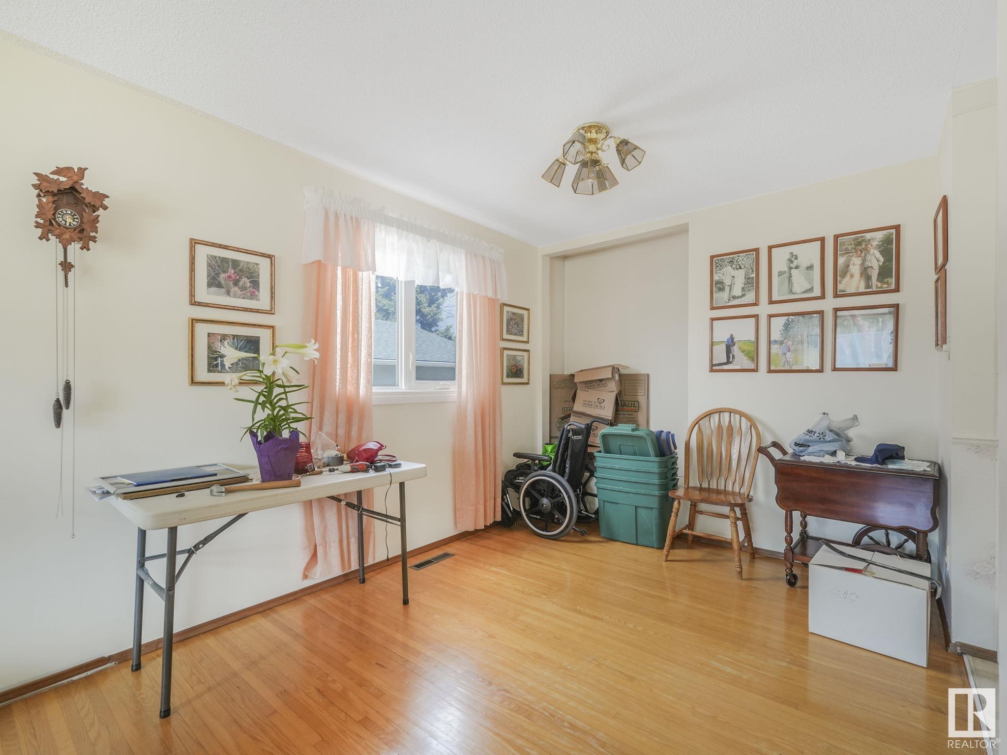 Photo 7 at 14315 80 Street Nw, Kildare, Edmonton