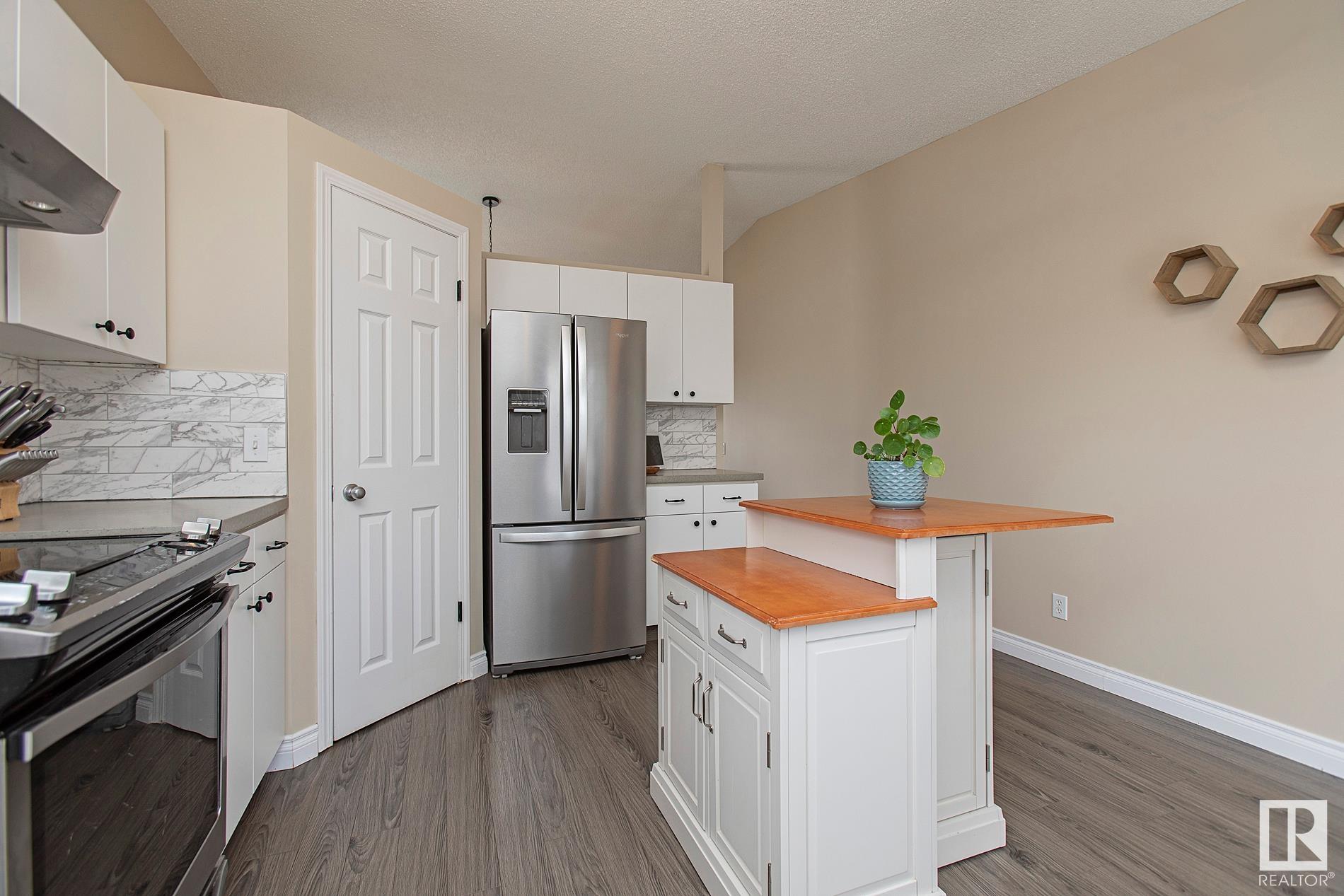 Photo 16 at 230 Rainbow Crescent, Regency Park, Sherwood Park