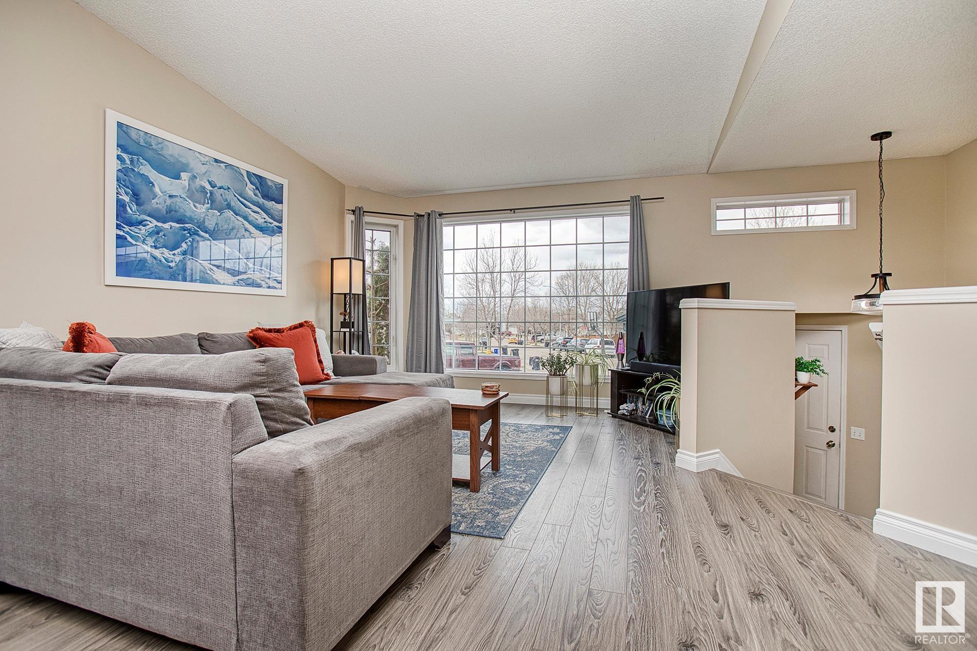 Photo 8 at 230 Rainbow Crescent, Regency Park, Sherwood Park