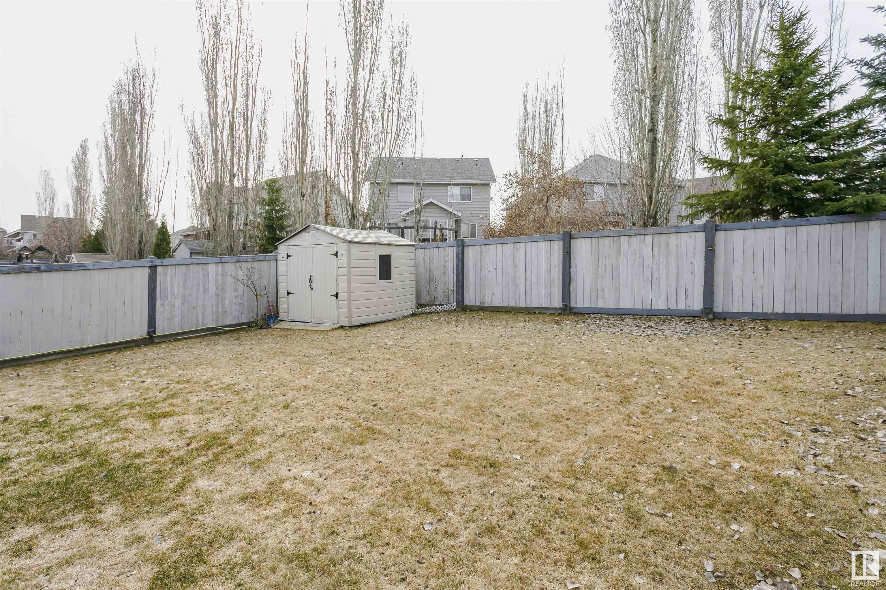 http://cdnparap120.paragonrels.com/ParagonImages/Property/p12/RAE/225346324/54/0/0/c853df062aa1fa4e828741000c025c87/1/4d7c63ce3ac86e12fe60f4100e8cb814/225346324-d7097291-3eb8-42b1-a4d8-3bcb8480b131.JPG