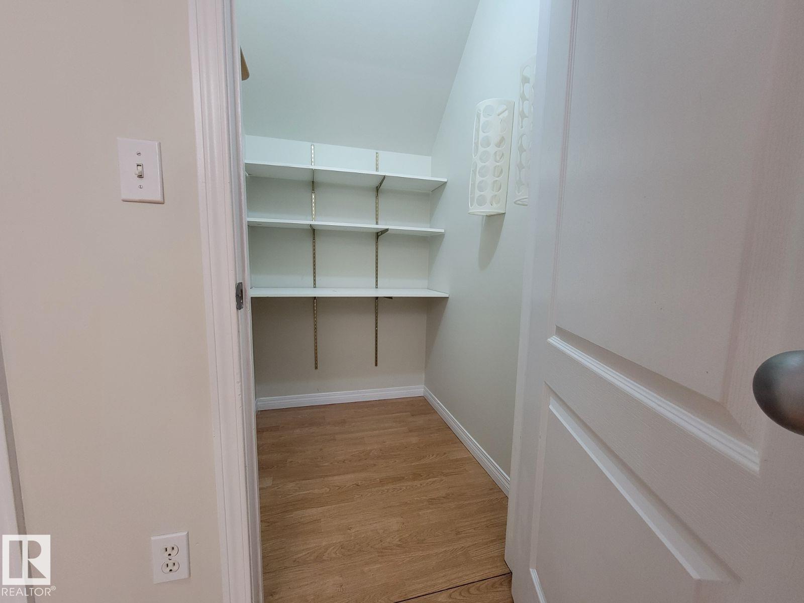 Photo 6 at 10 - 2505 42 Street NW, Bisset, Edmonton