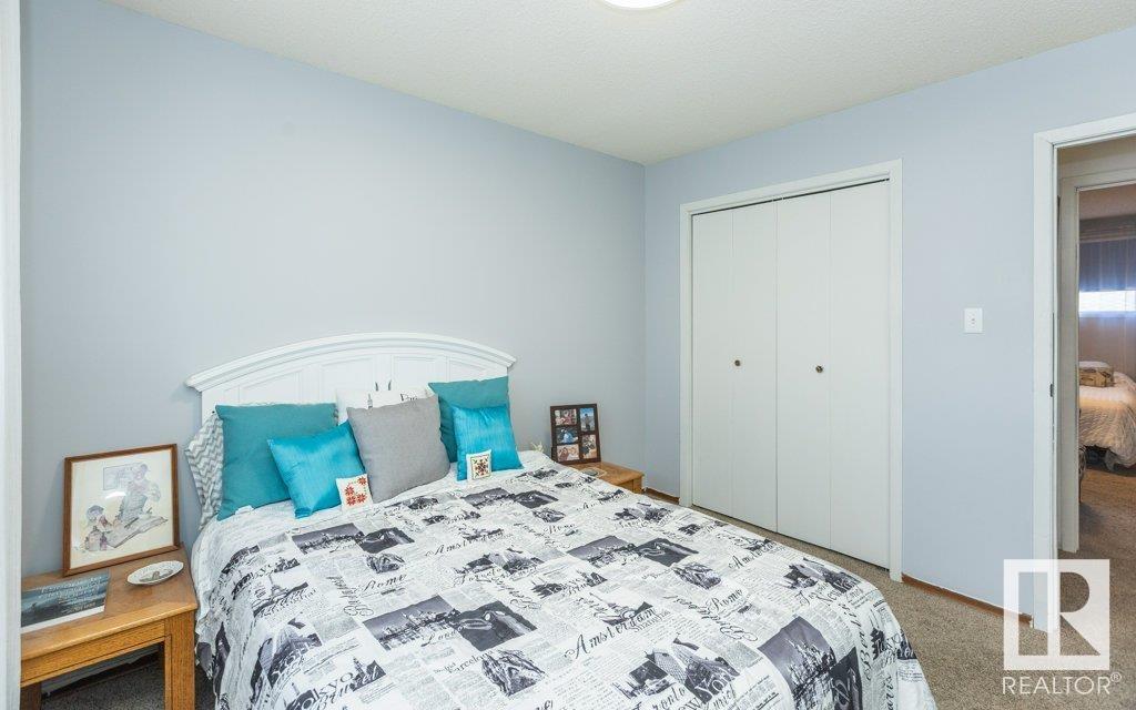 http://cdnparap120.paragonrels.com/ParagonImages/Property/p12/RAE/225347124/47/0/0/f8739b65241b3c6236123ed6b8e1420a/1/b3c49aada79cc508f8a0e047220bb866/225347124-5f1bae4a-5c2c-4c37-ac11-fd245fcdeae5.JPG