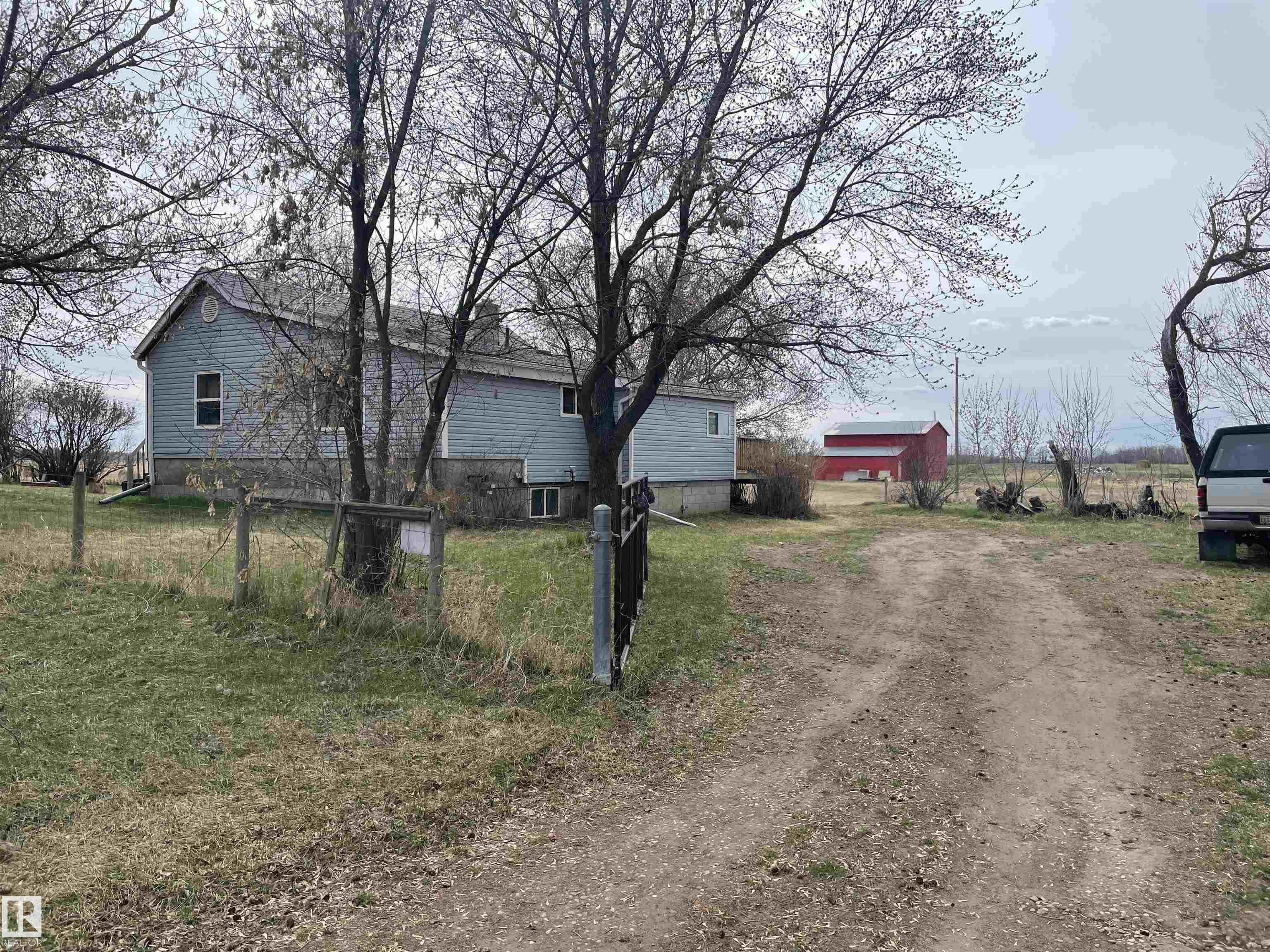 Photo 40 at 52024 Rge Road 265, None, Rural Parkland County