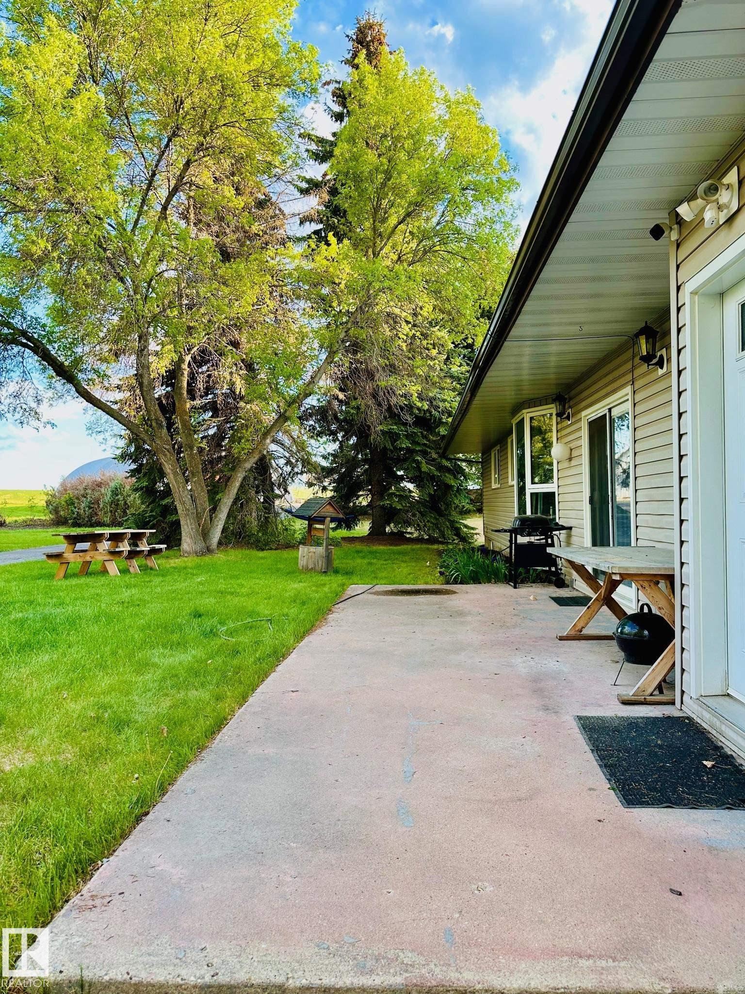 Photo 27 at 24041 Twp Road 510, None, Rural Leduc County