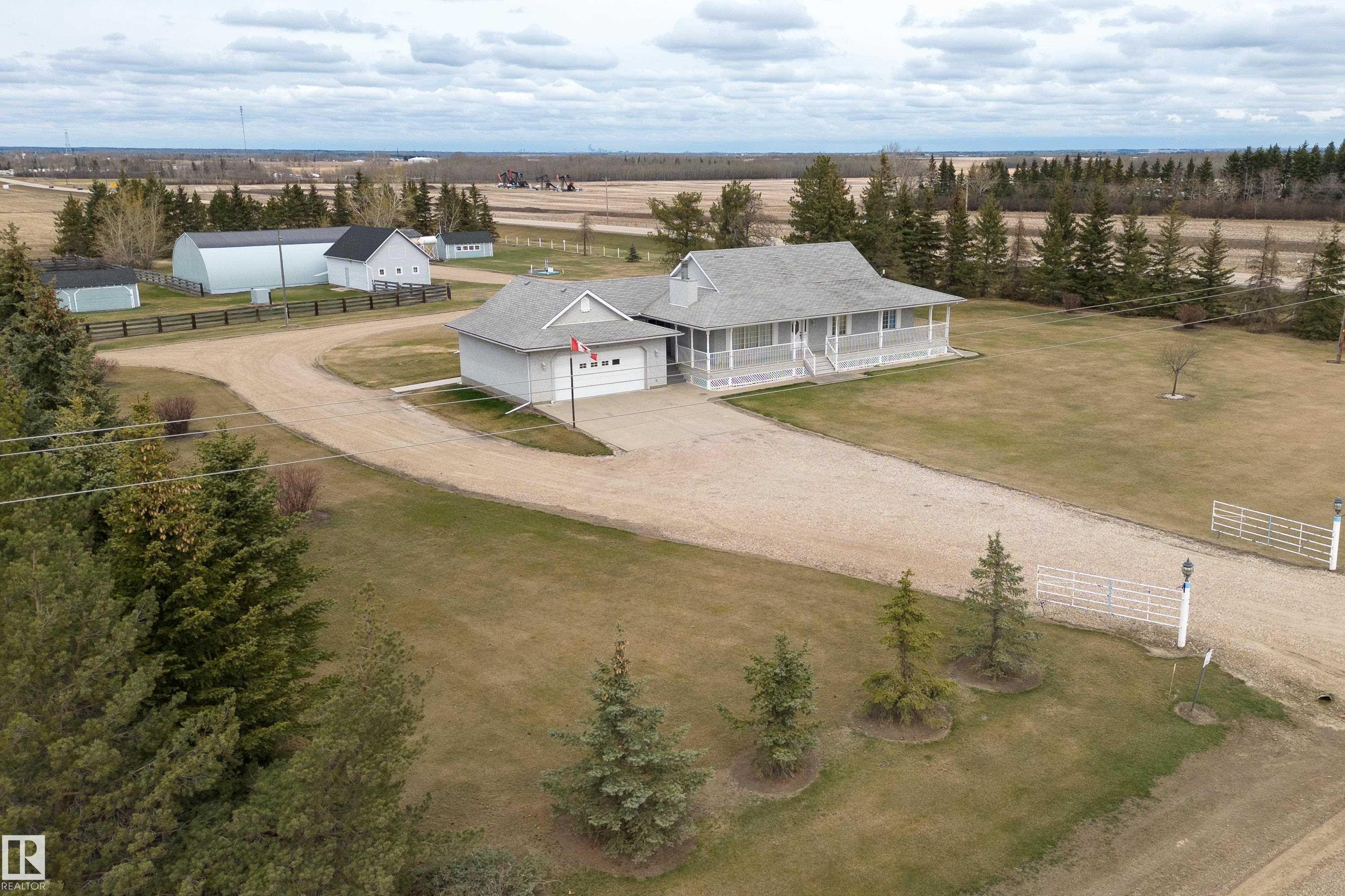 Photo 2 at 26304 Twp Rd 502, None, Rural Leduc County