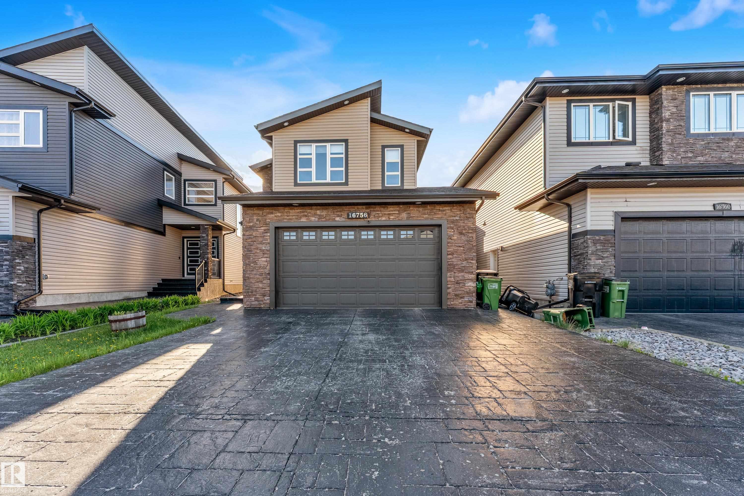 16756 60 Street NW, McConachie Area, Edmonton 