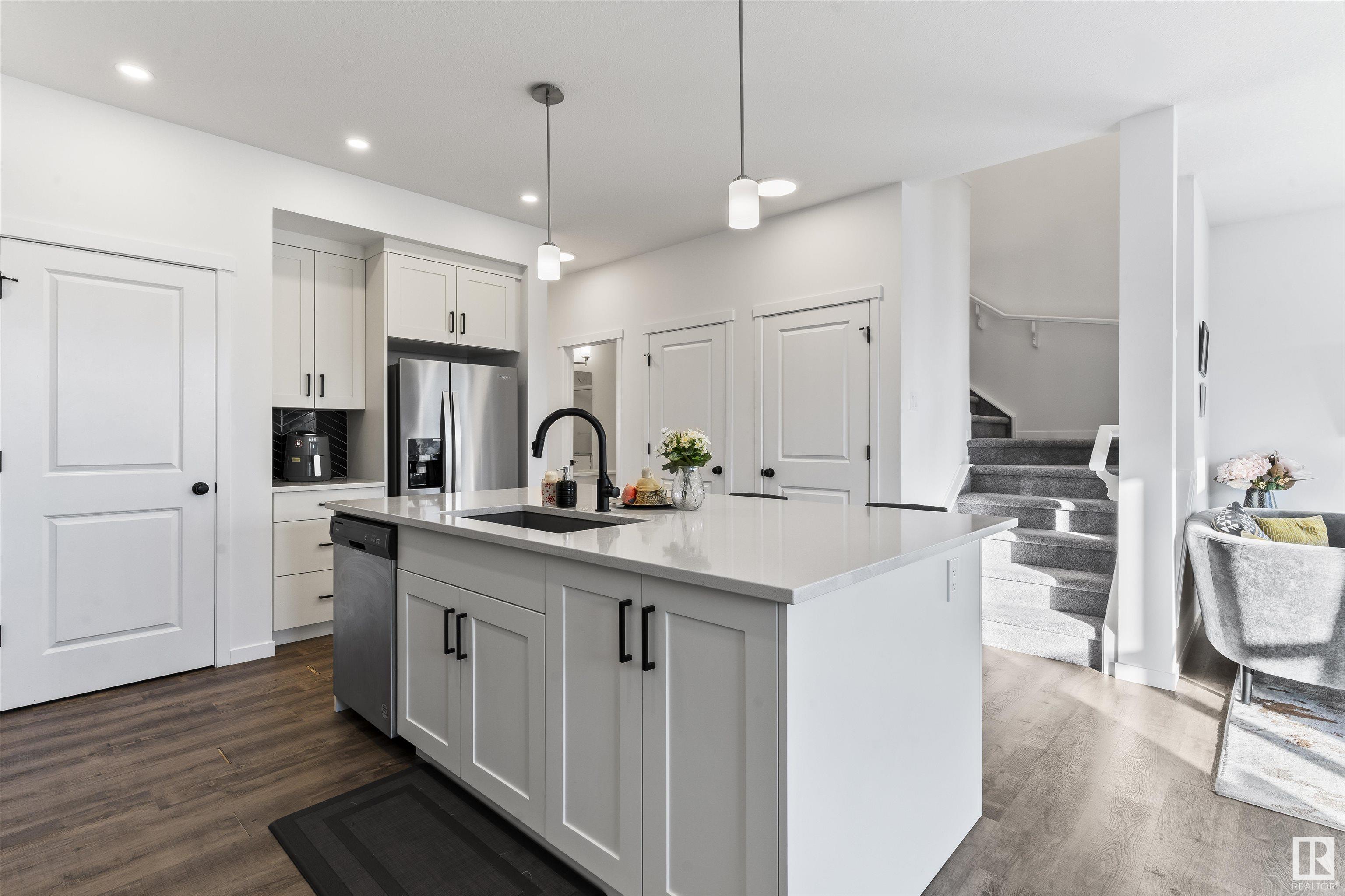 Photo 14 at 15124 28 Street Nw, Kirkness, Edmonton