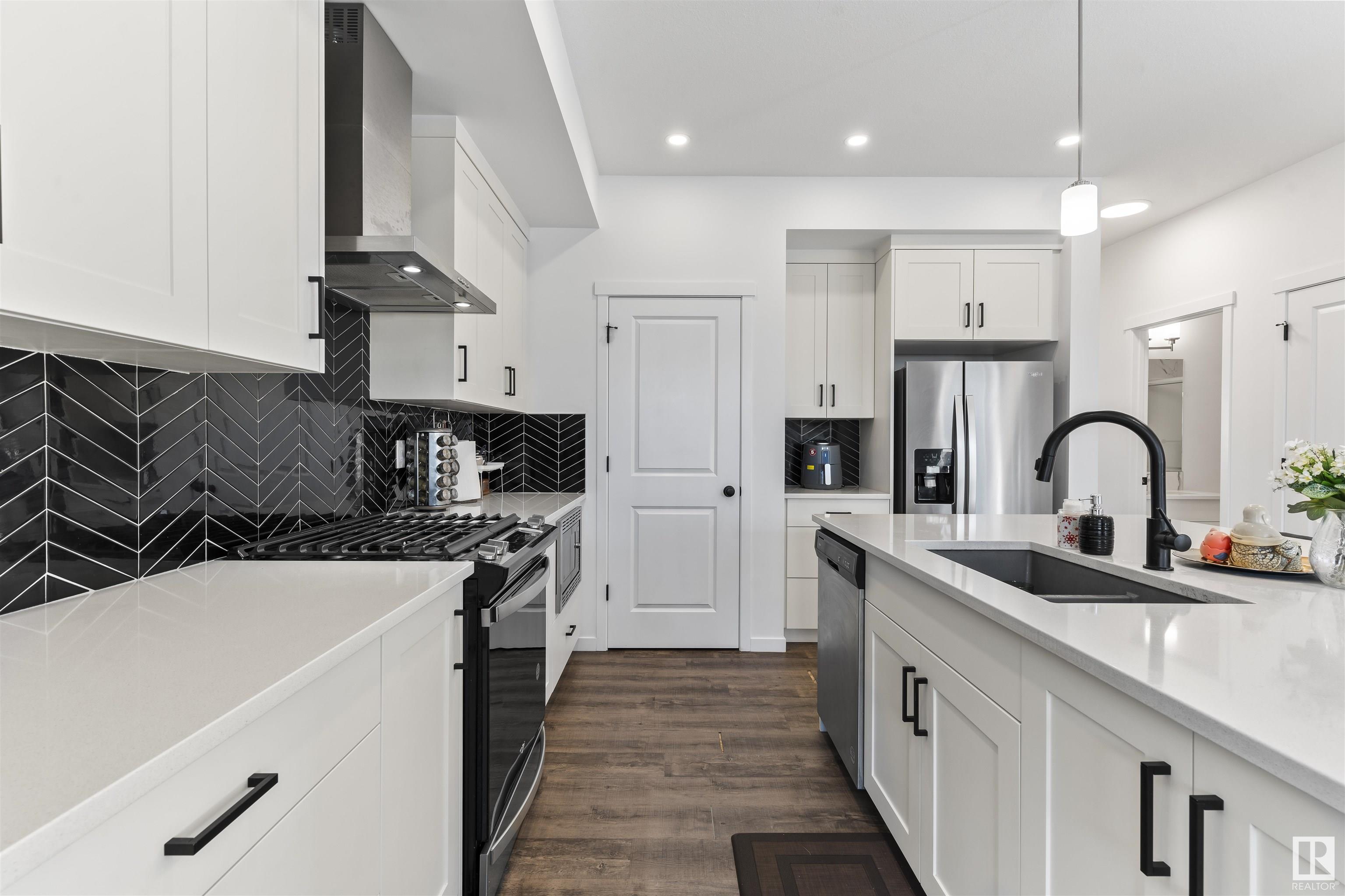 Photo 20 at 15124 28 Street Nw, Kirkness, Edmonton